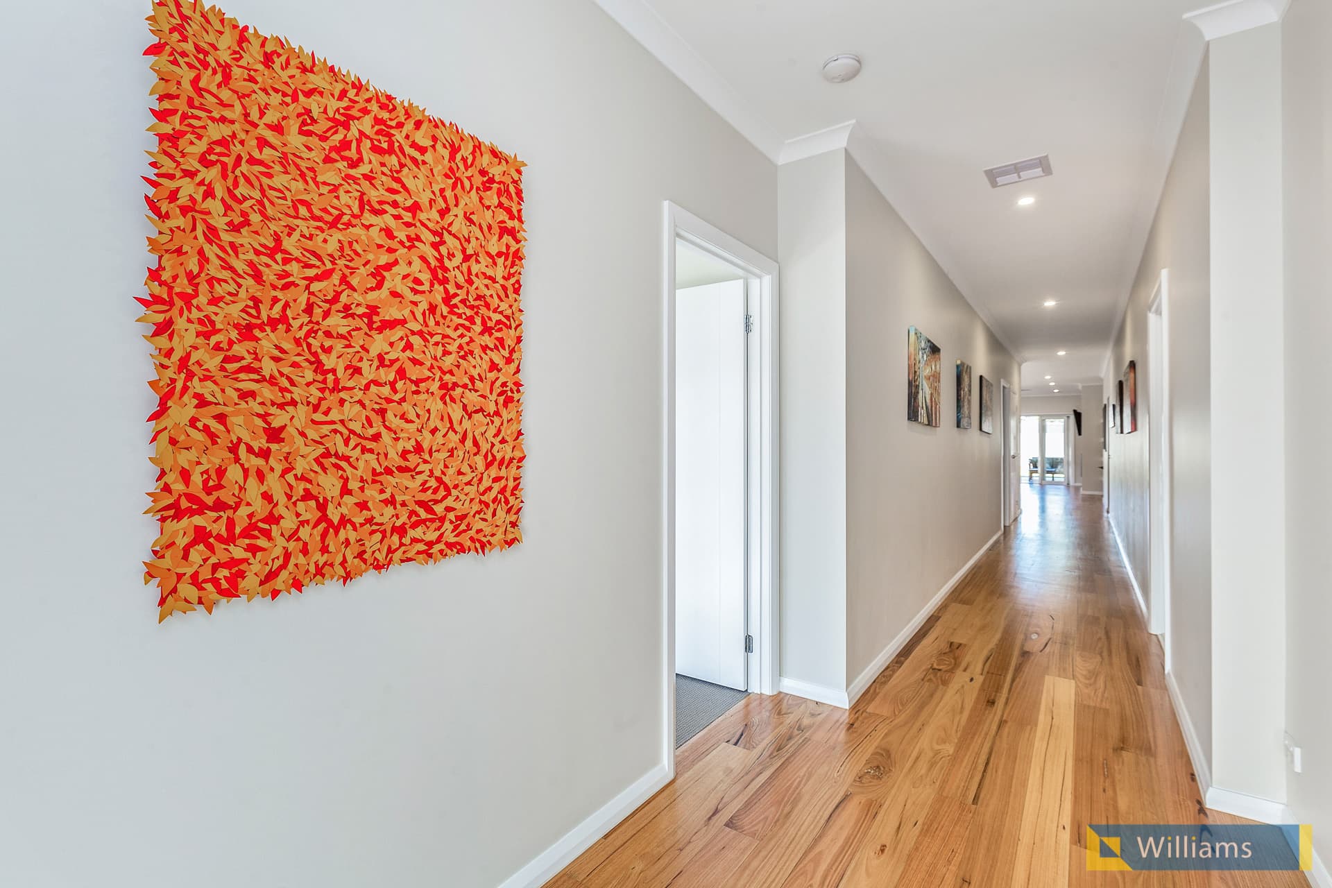 28 Bradley Street, Newport - Thumbnail 2