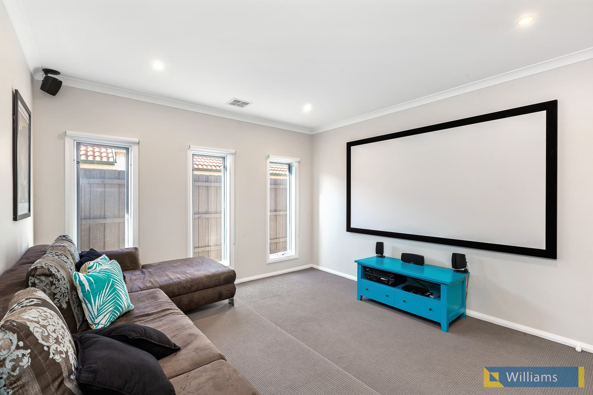 28 Bradley Street, Newport - Thumbnail 3
