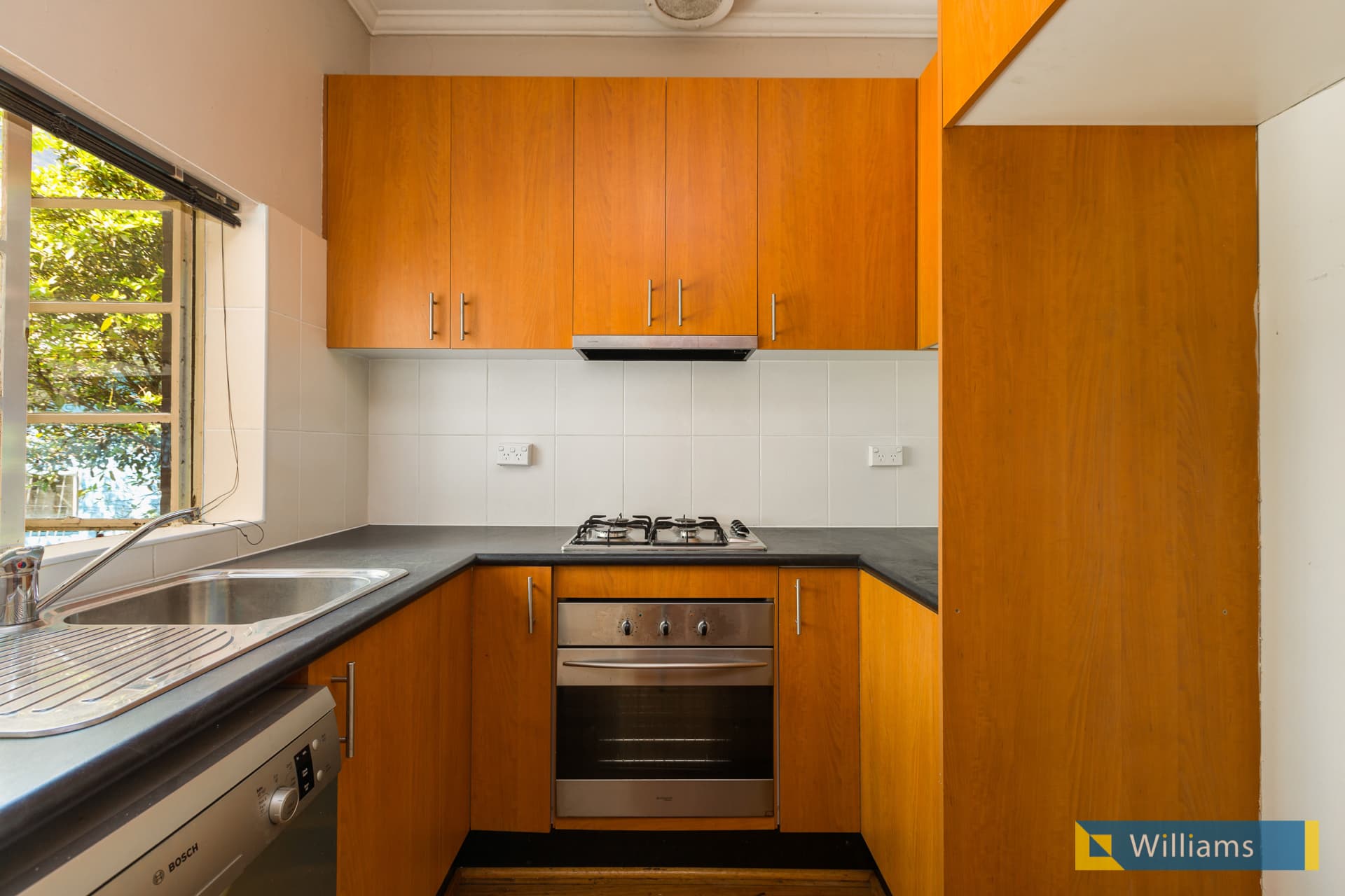 76 Gordon Street, Newport - Thumbnail 7