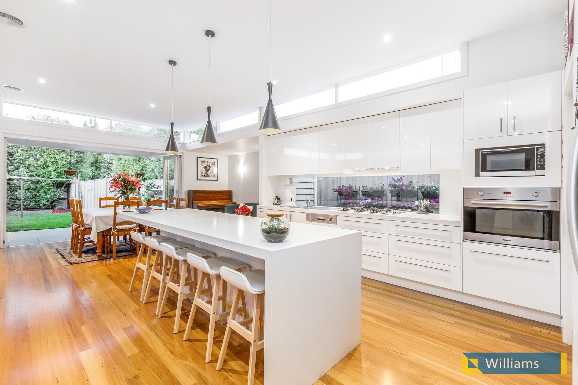 12 Osborne Street, Williamstown - Thumbnail 2
