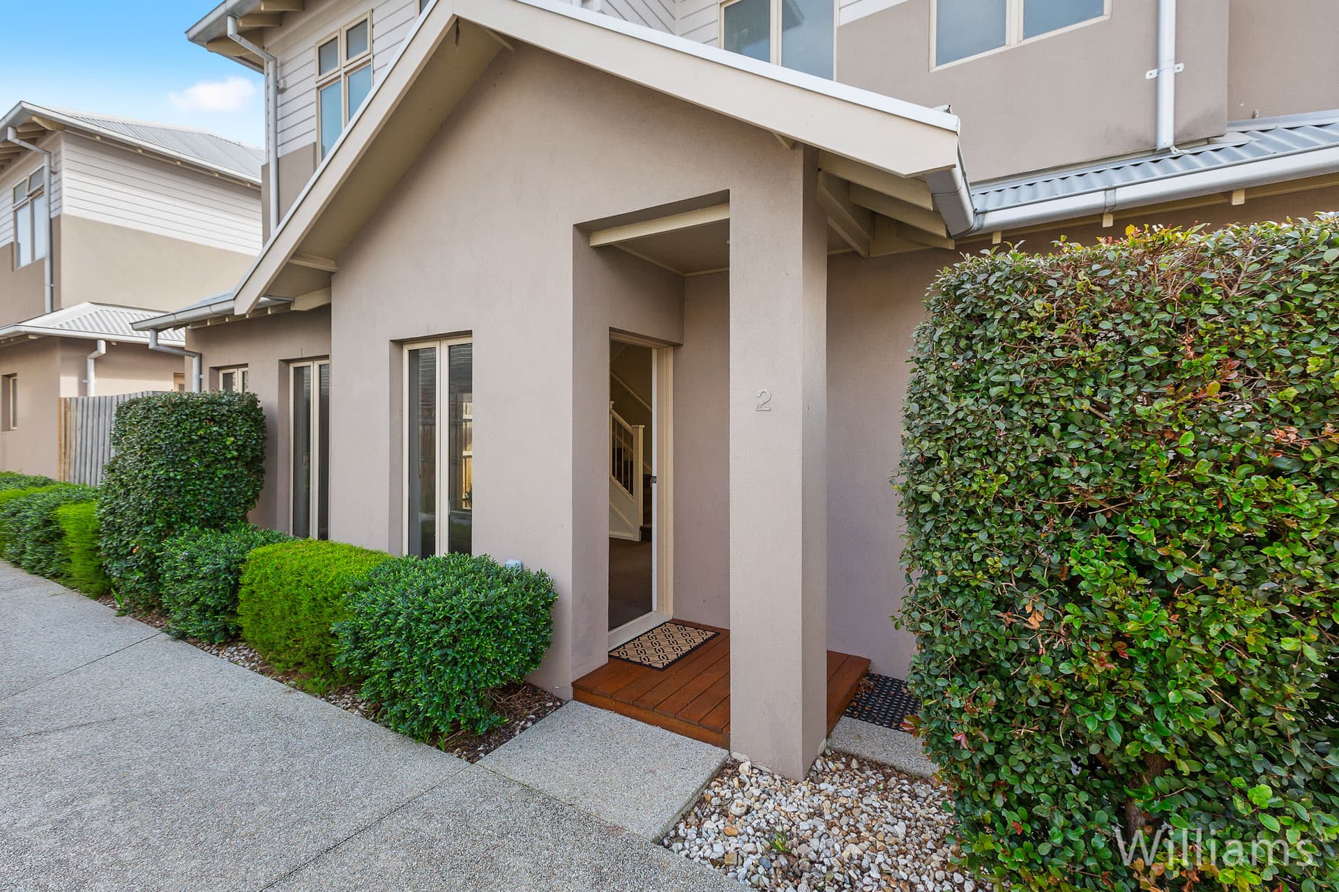 2/160 Aitken Street, Williamstown - Thumbnail 3