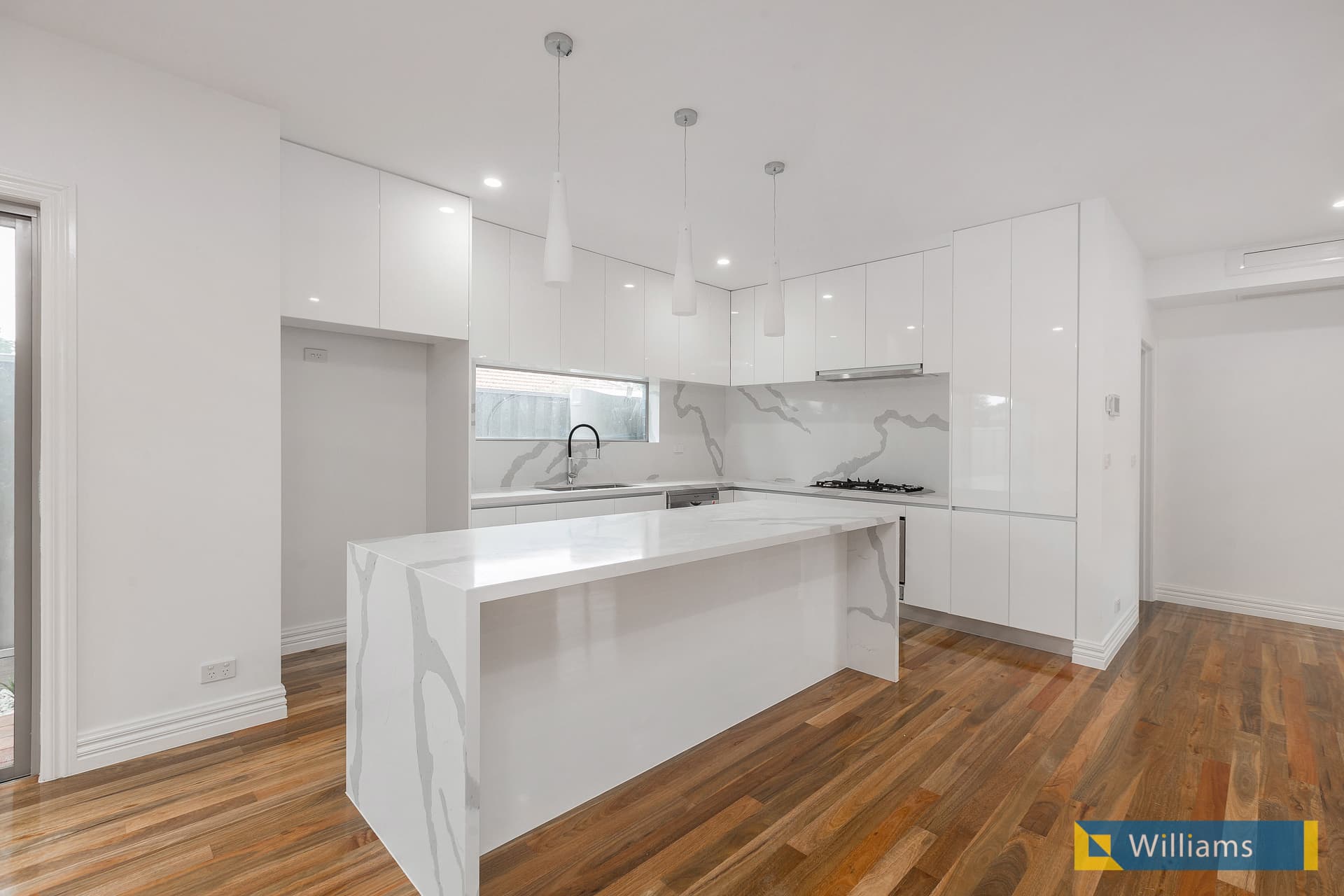 4/89 Newcastle Street, Newport - Image 1