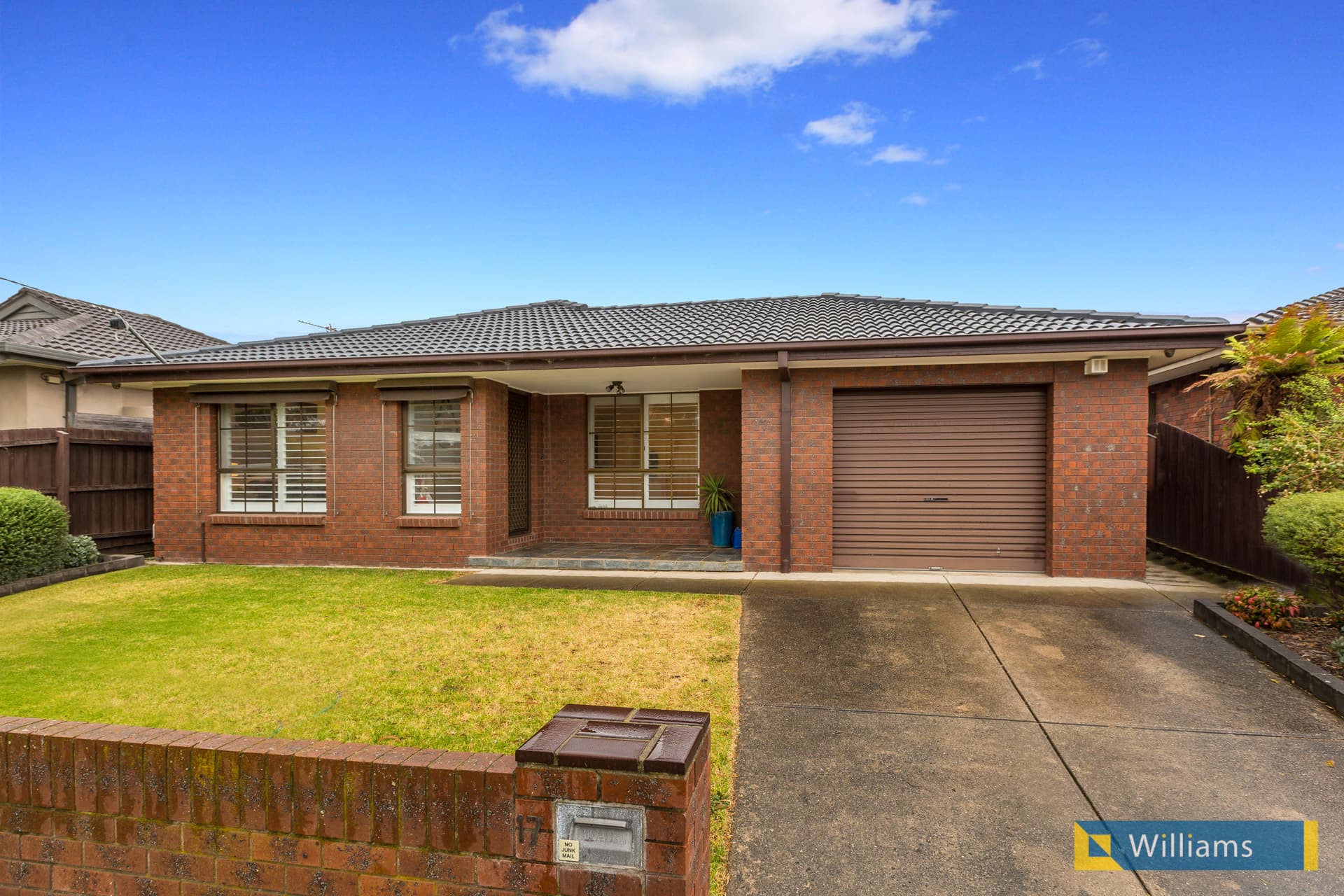 17 Bell Avenue, Altona - Image 1