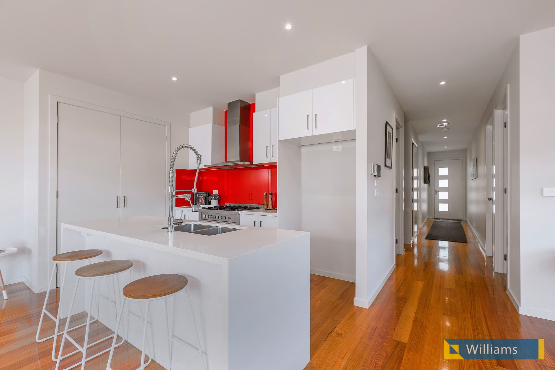 27 Elizabeth Street, NEWPORT VIC, Newport - Thumbnail 3