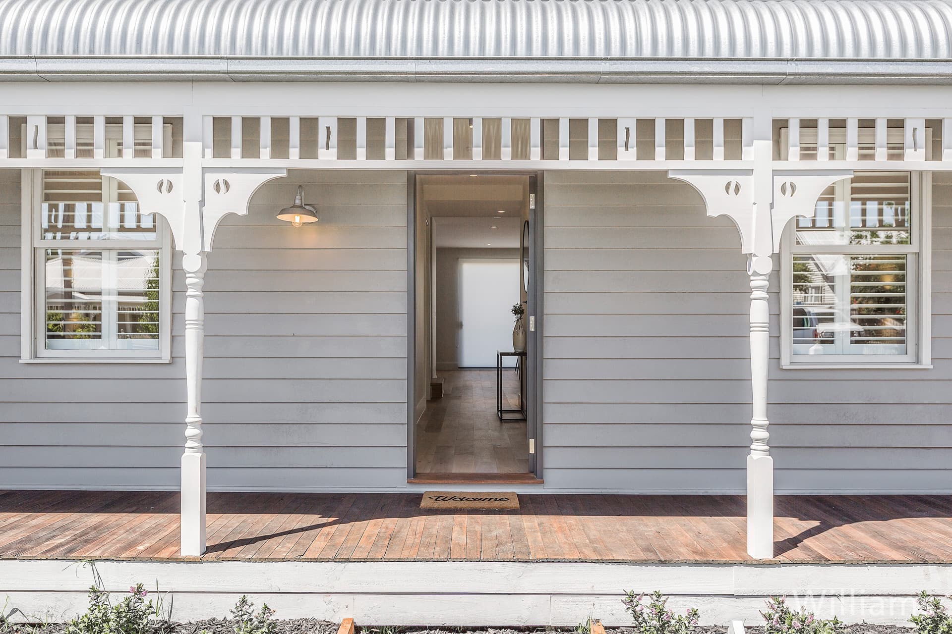 13 Farm Street, Newport - Thumbnail 2