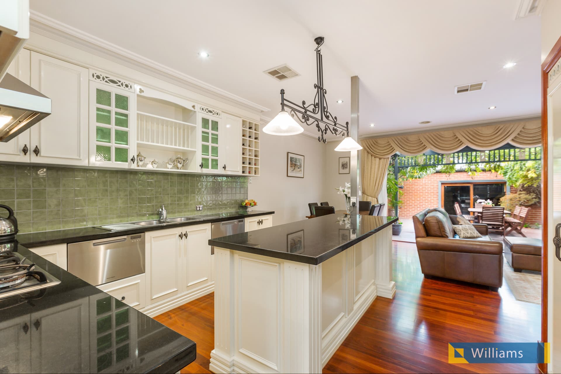 6 John Liston Drive, Newport - Thumbnail 5