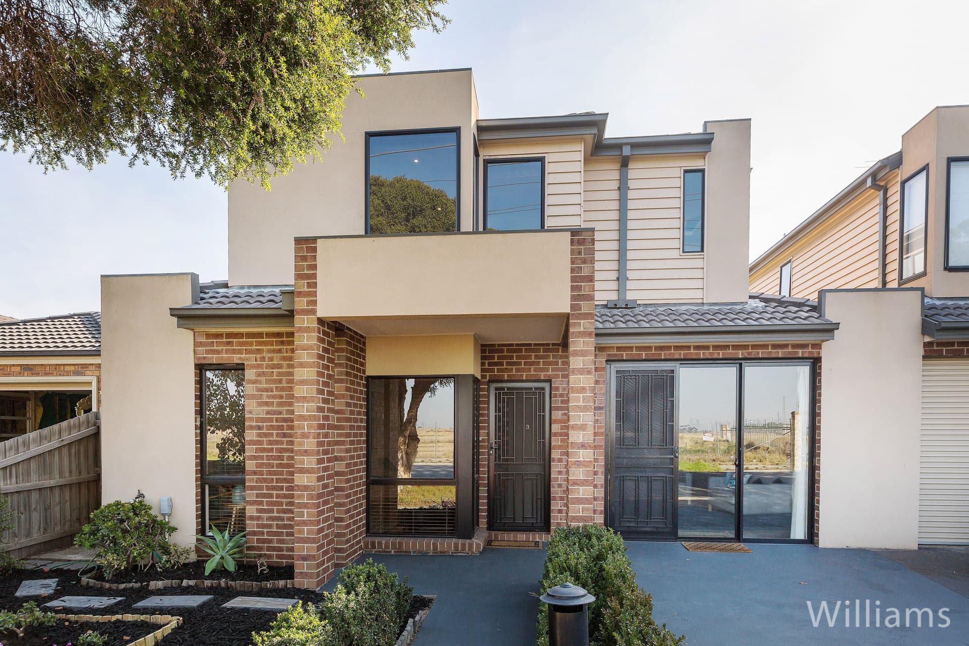 3/53-55 Kyle Road, Altona North - Image 1