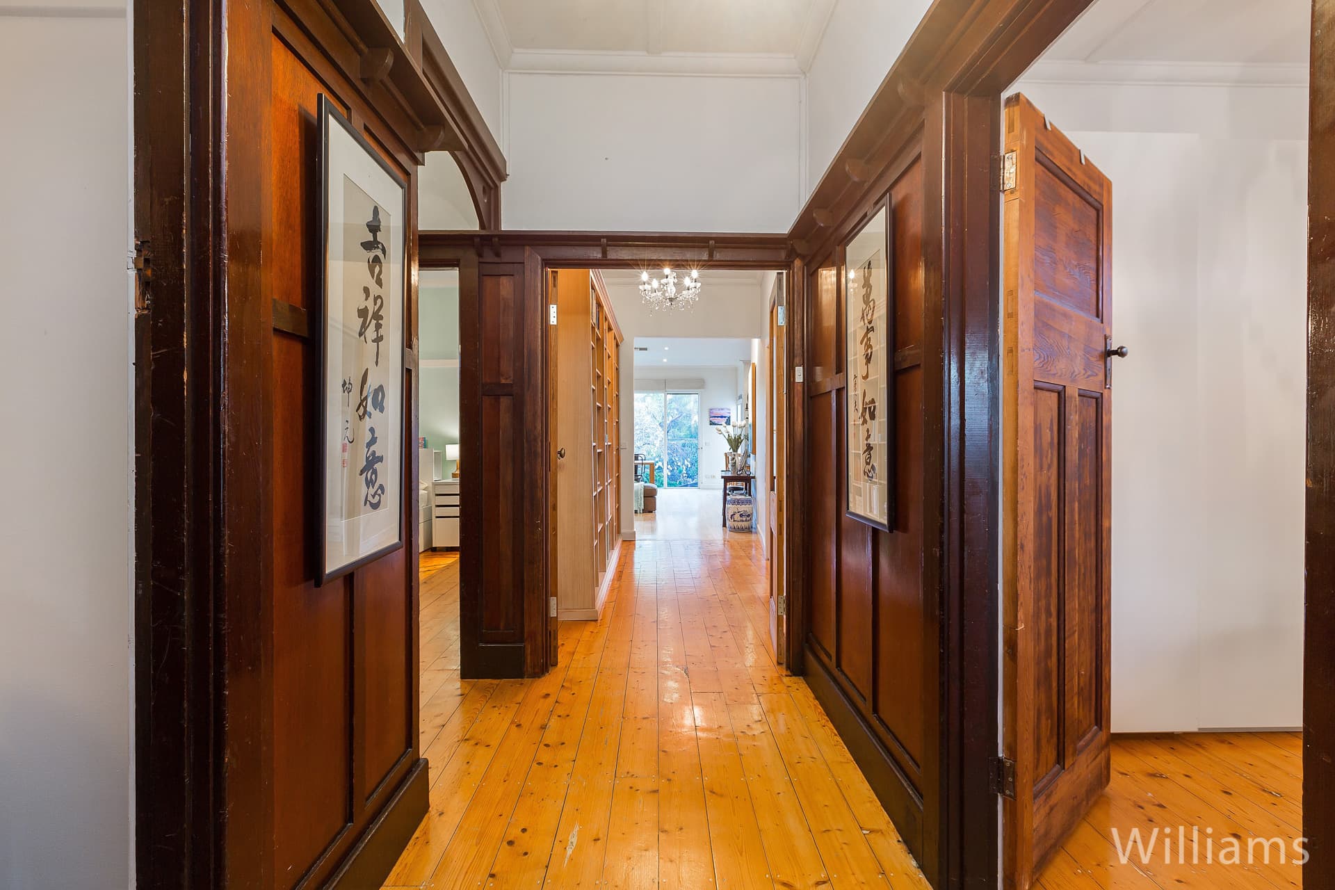 4 Oxford Street, NEWPORT VIC, Newport - Thumbnail 2