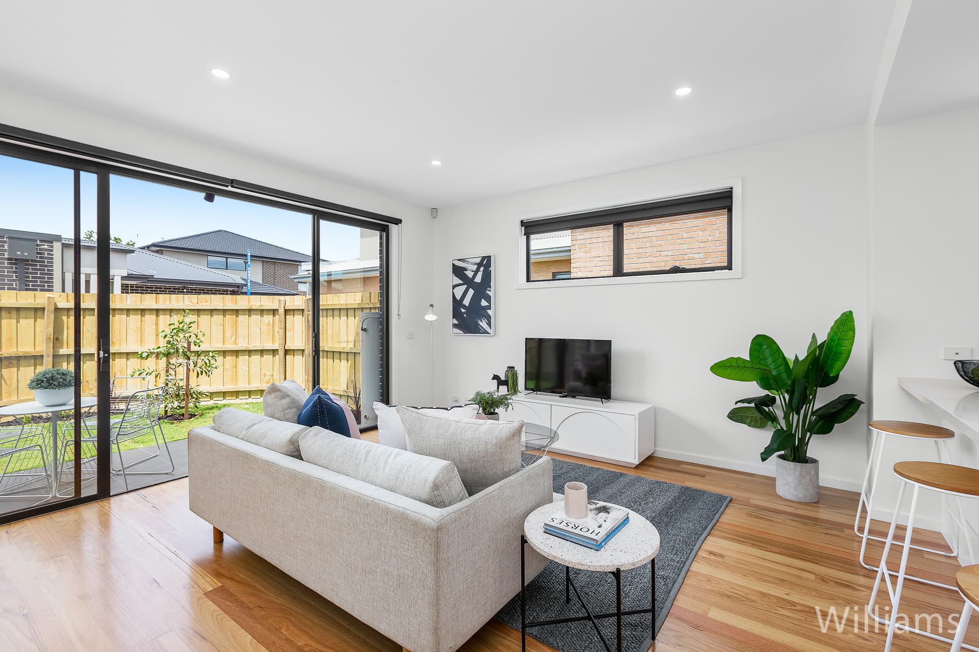 2/69 Watt Street, South Kingsville - Thumbnail 6