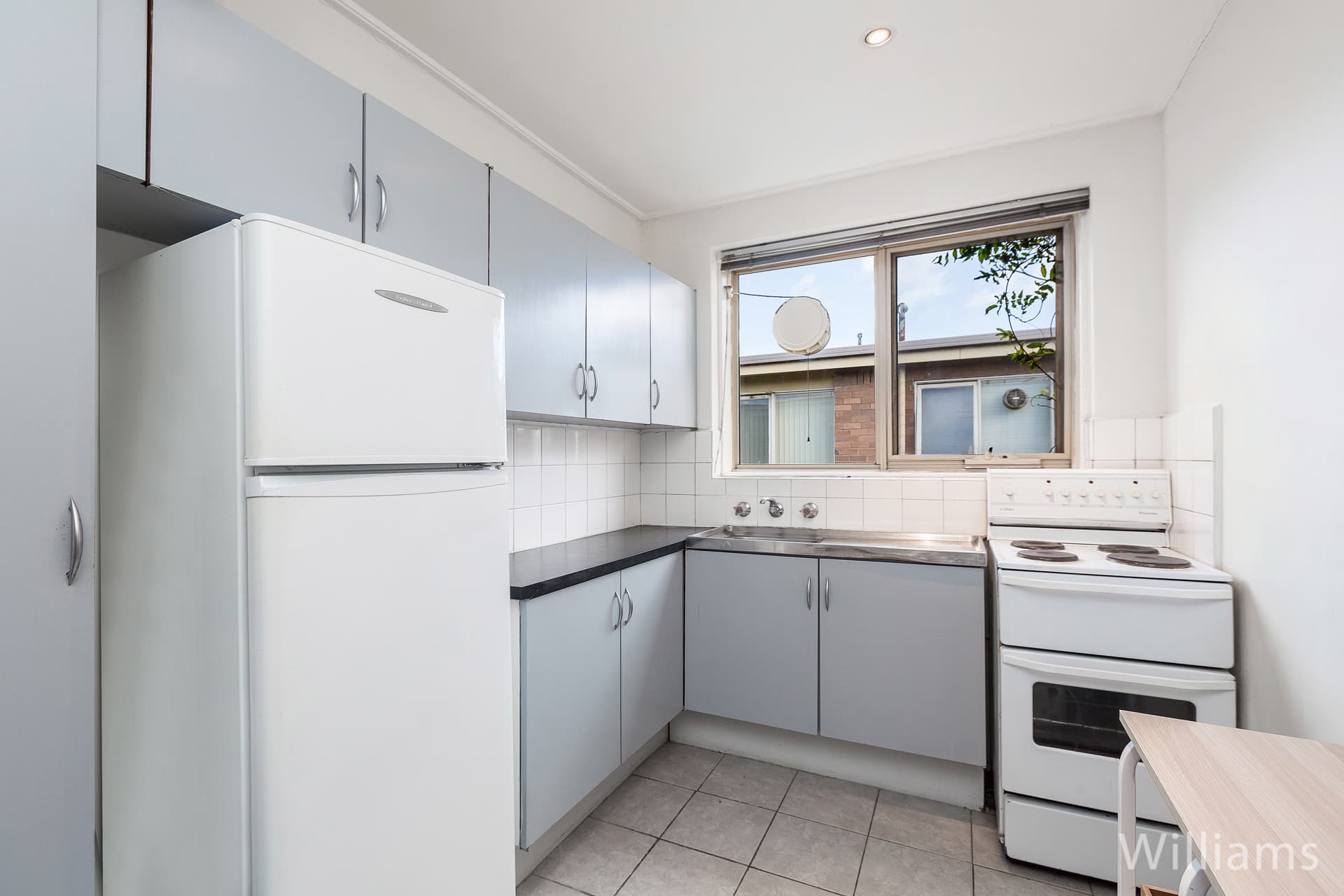16/99 Melbourne Road, Williamstown - Thumbnail 2