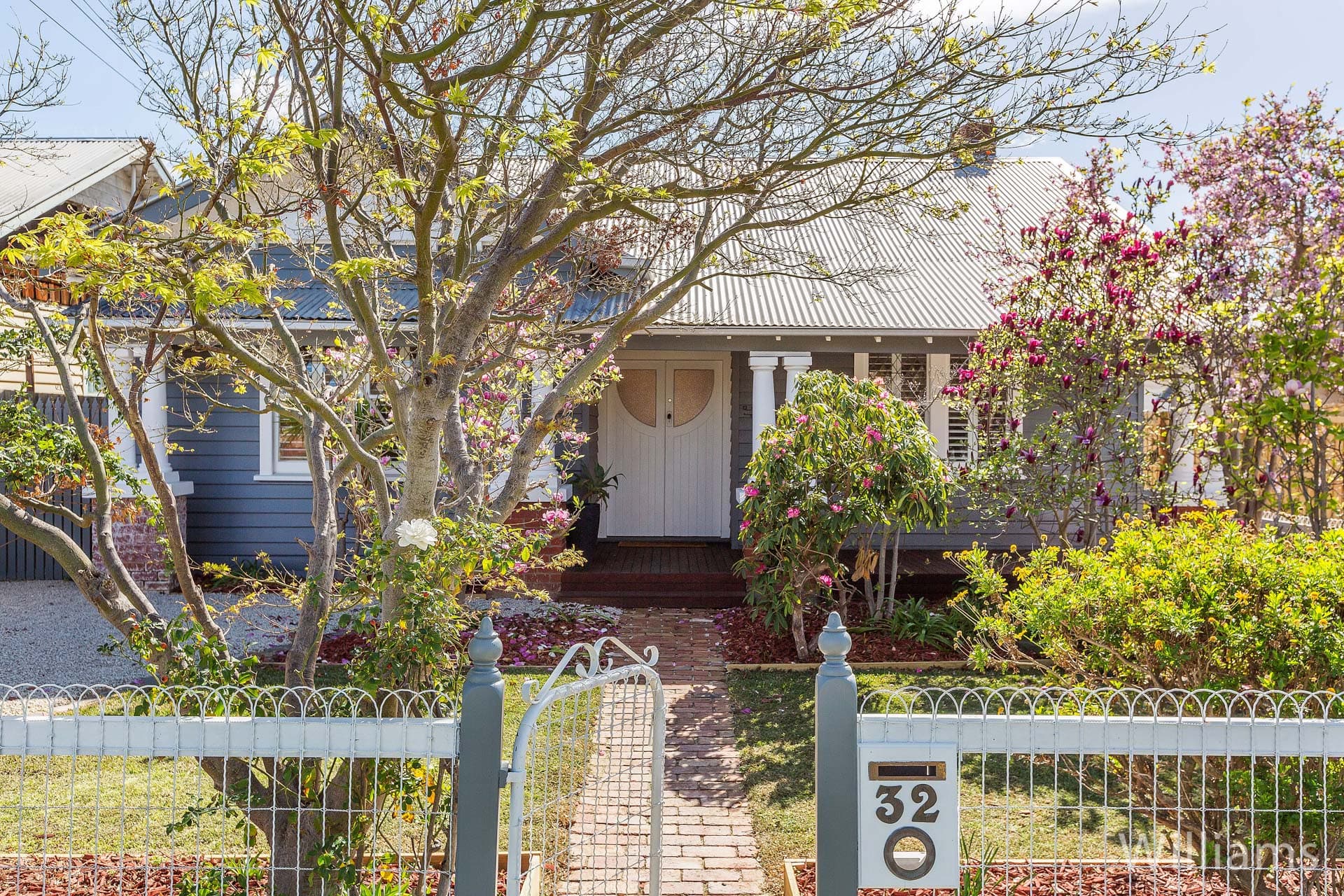 32 Collingwood Road, Newport - Thumbnail 2