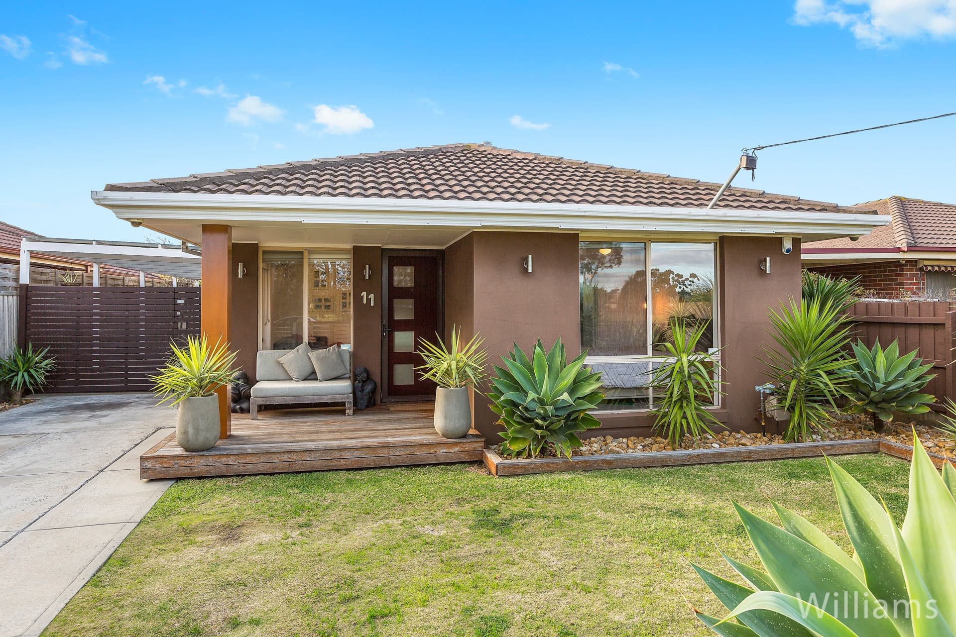 11 Henry Drive, Altona Meadows - Thumbnail 2