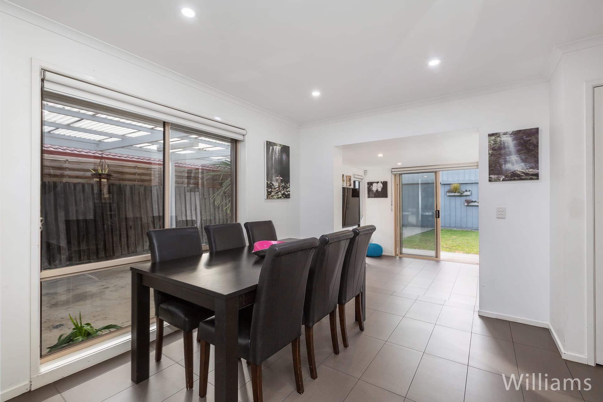 11 Henry Drive, Altona Meadows - Thumbnail 8