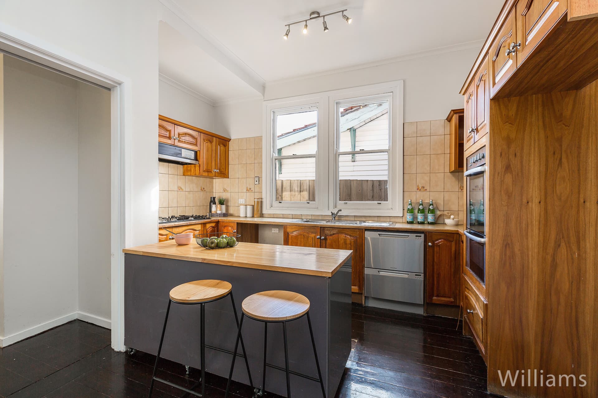 279 Douglas Parade, Newport - Thumbnail 8