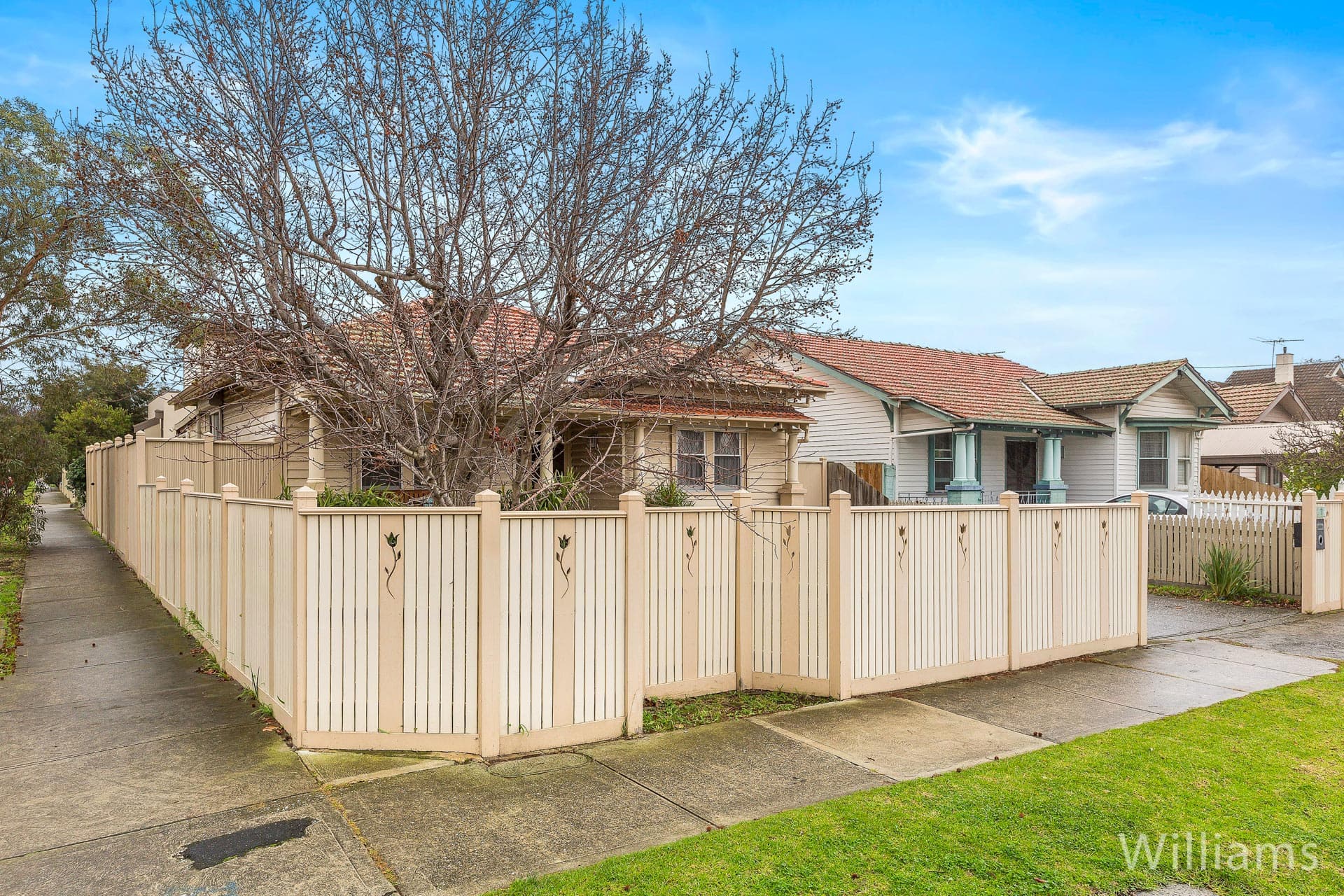 279 Douglas Parade, Newport - Image 1