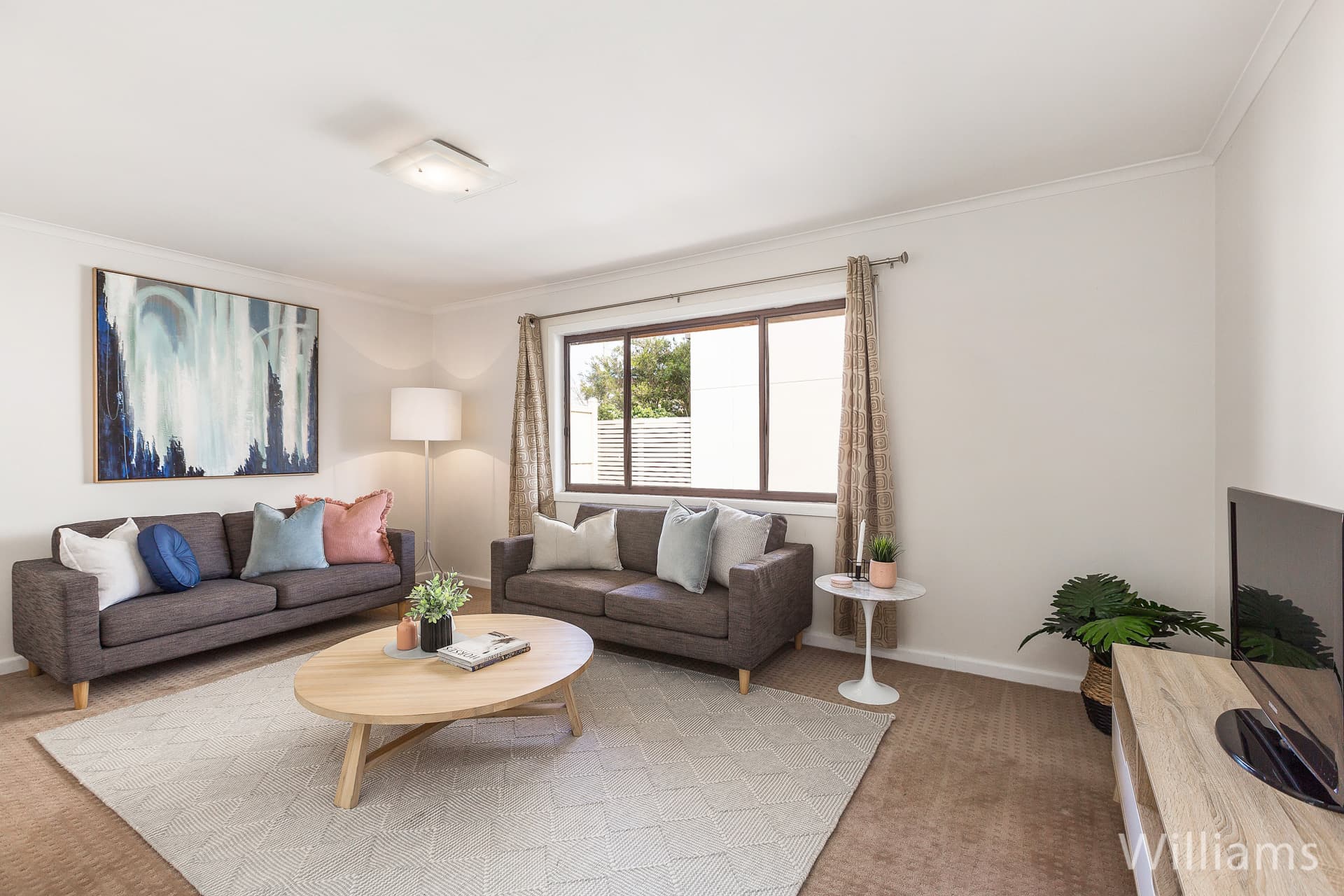 279 Douglas Parade, Newport - Thumbnail 4