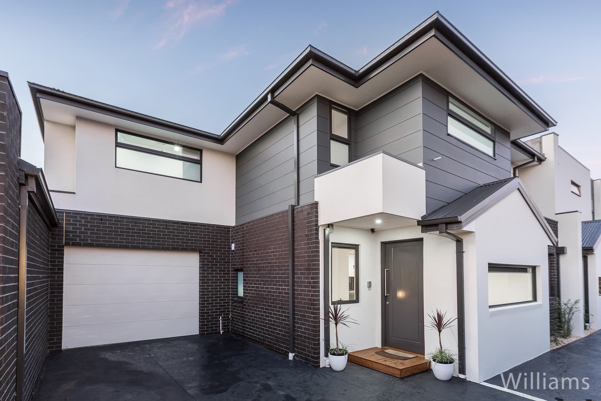 2/35 Delphin Avenue, ALTONA NORTH VIC, Altona North - Image 1