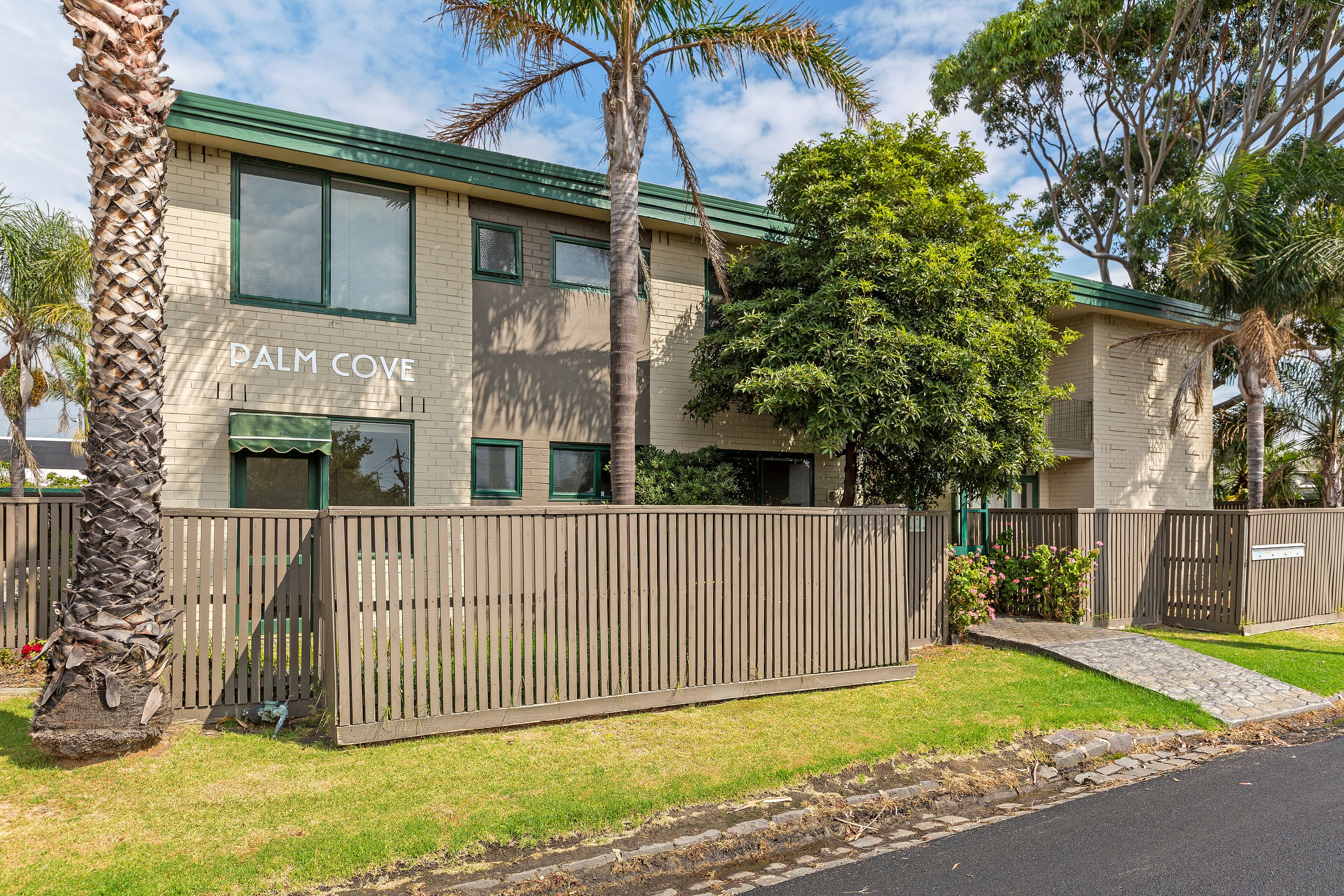 9/53 Morris Street, Williamstown - Image 1