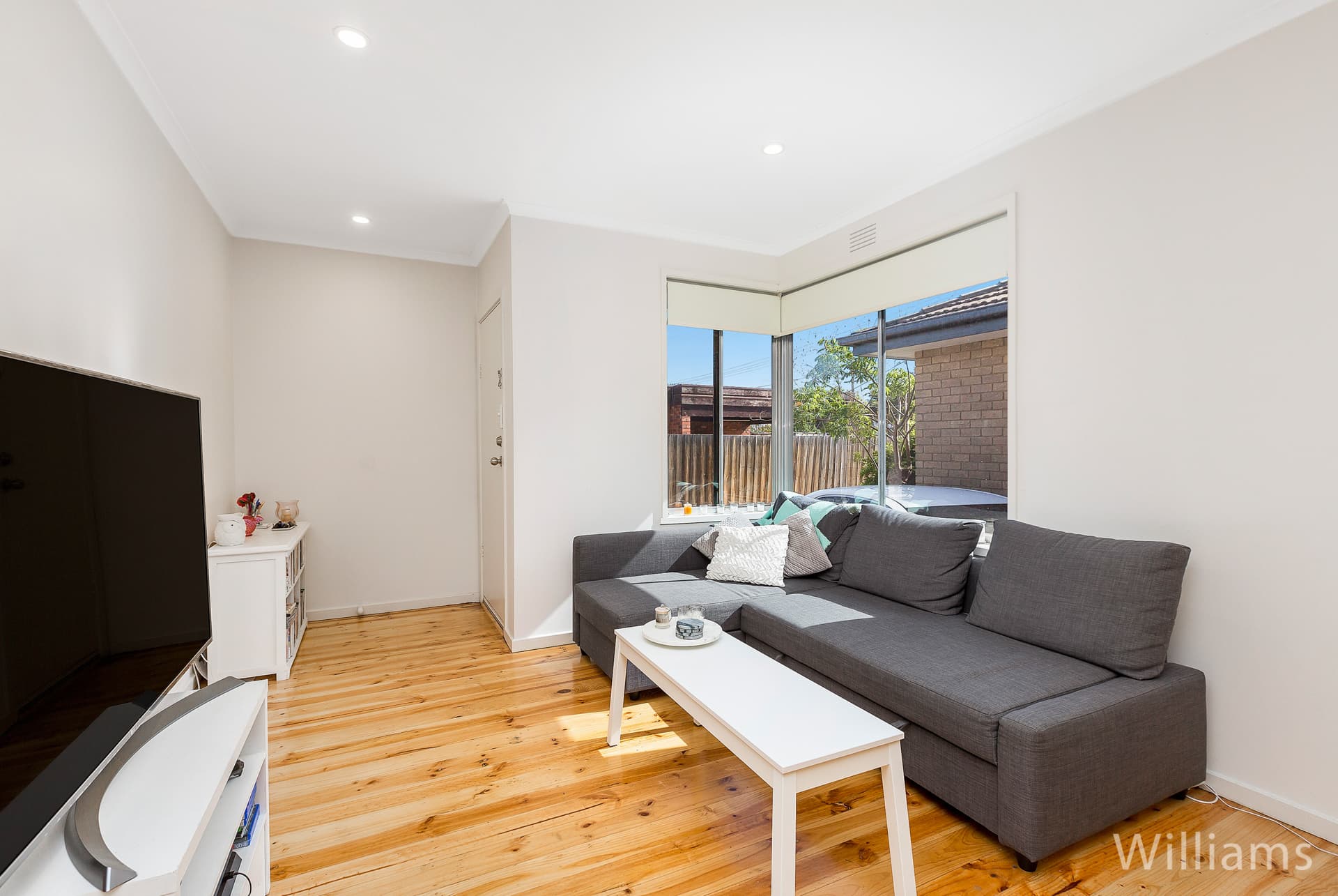 2/15 Greene Street, South Kingsville - Thumbnail 2