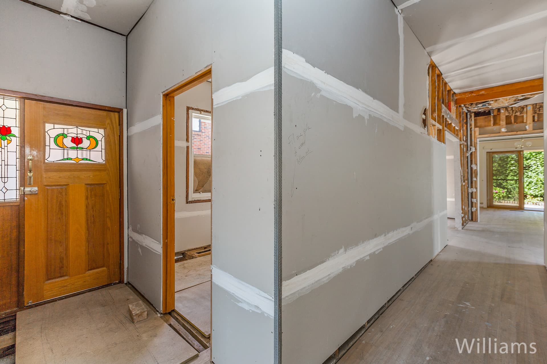 105 North Road, Newport - Thumbnail 2
