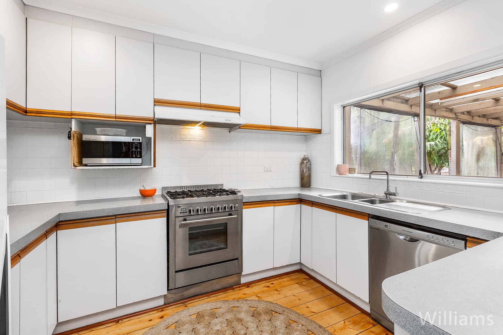 70 Florence Street, Williamstown - Thumbnail 5