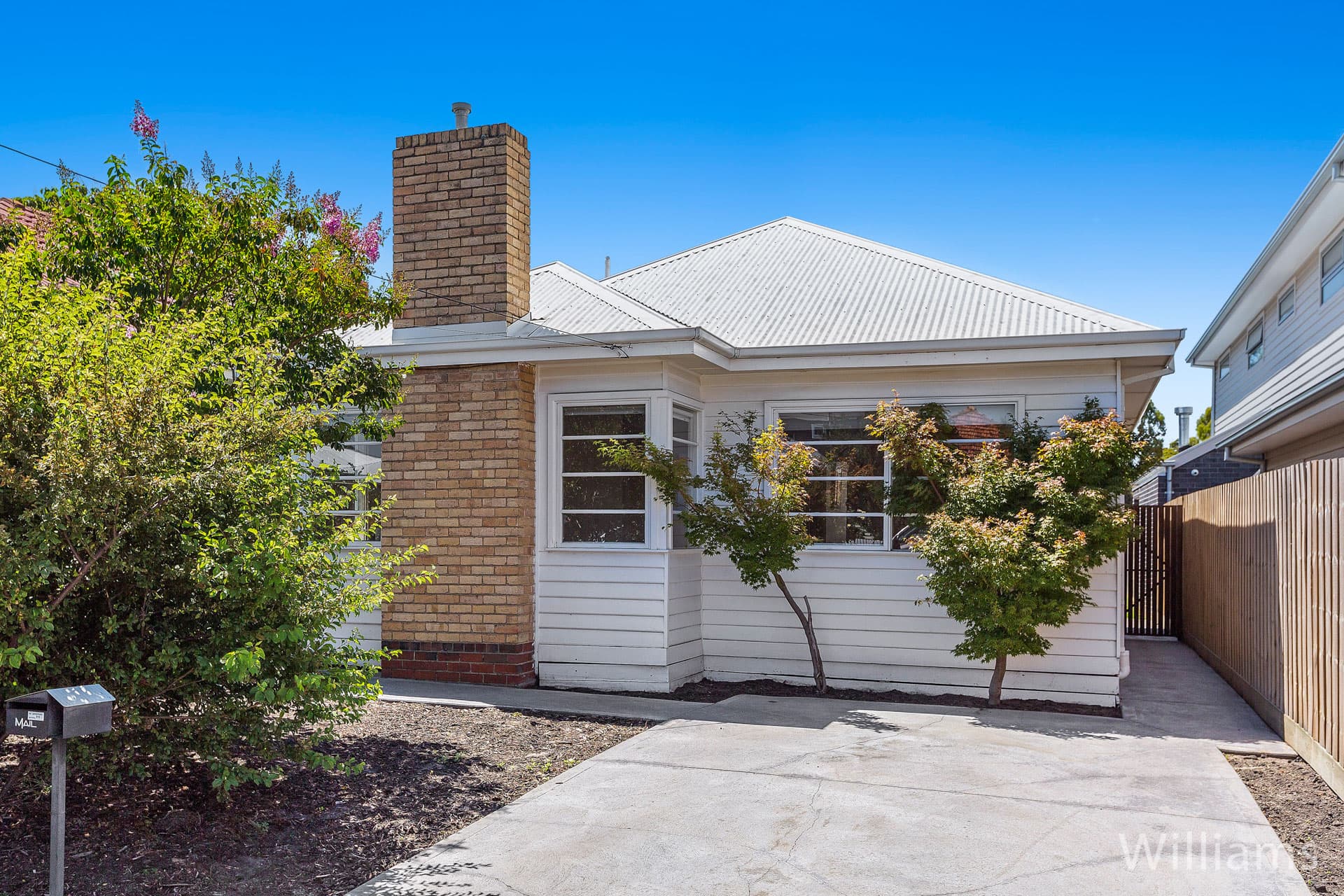 8 River Street, Newport - Image 1