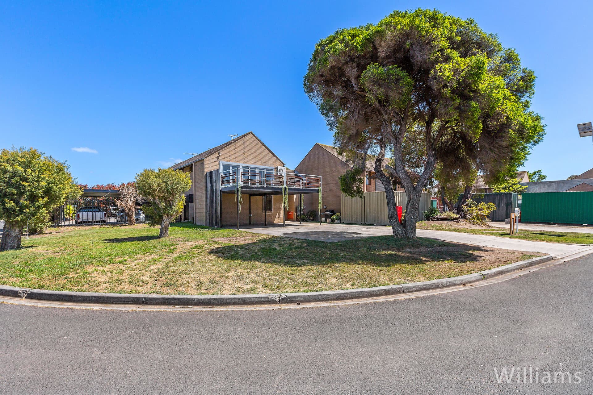 4/12 Techno Park Drive, Williamstown - Image 1