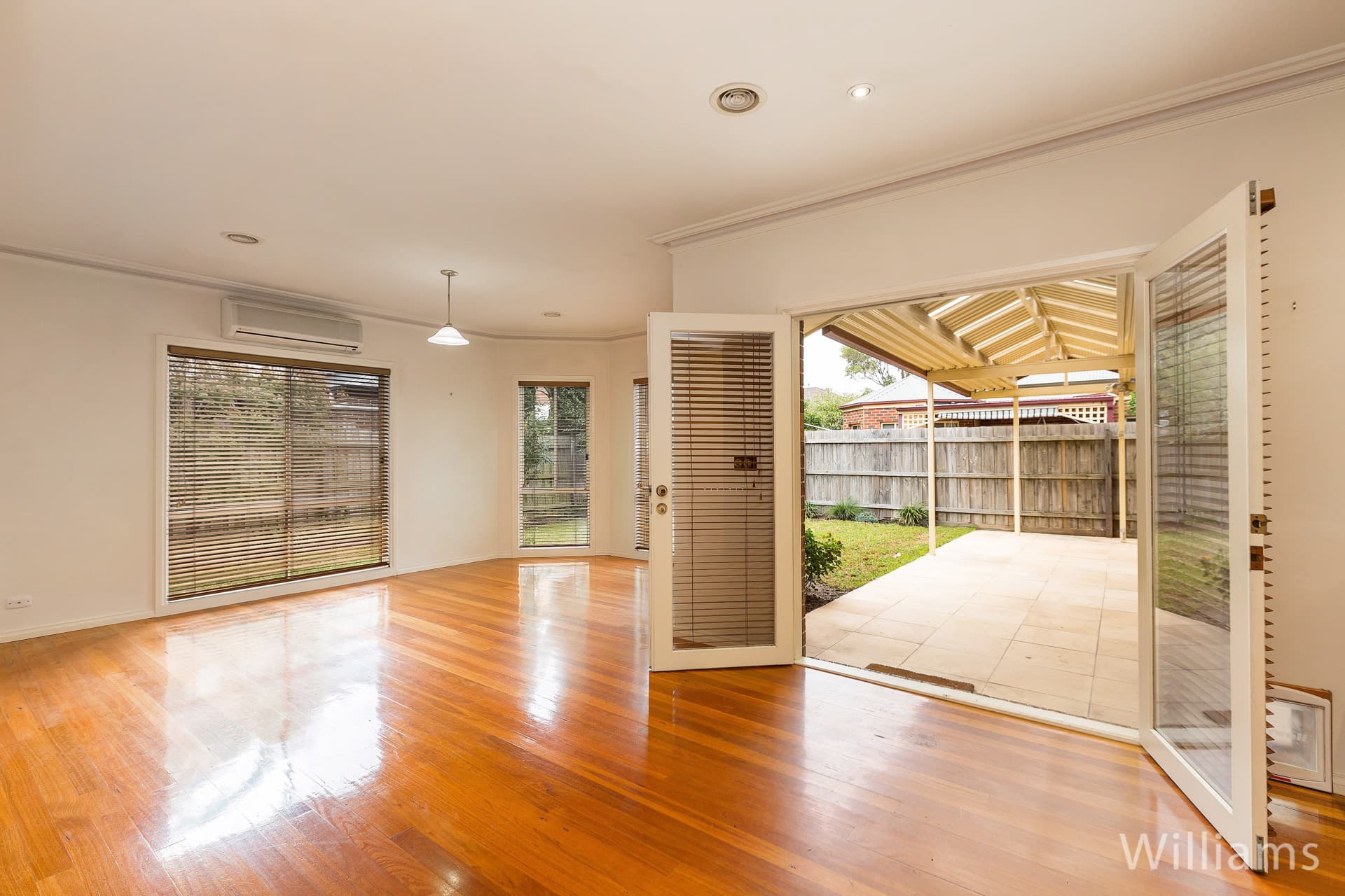 38 Walter Street, Williamstown - Thumbnail 4