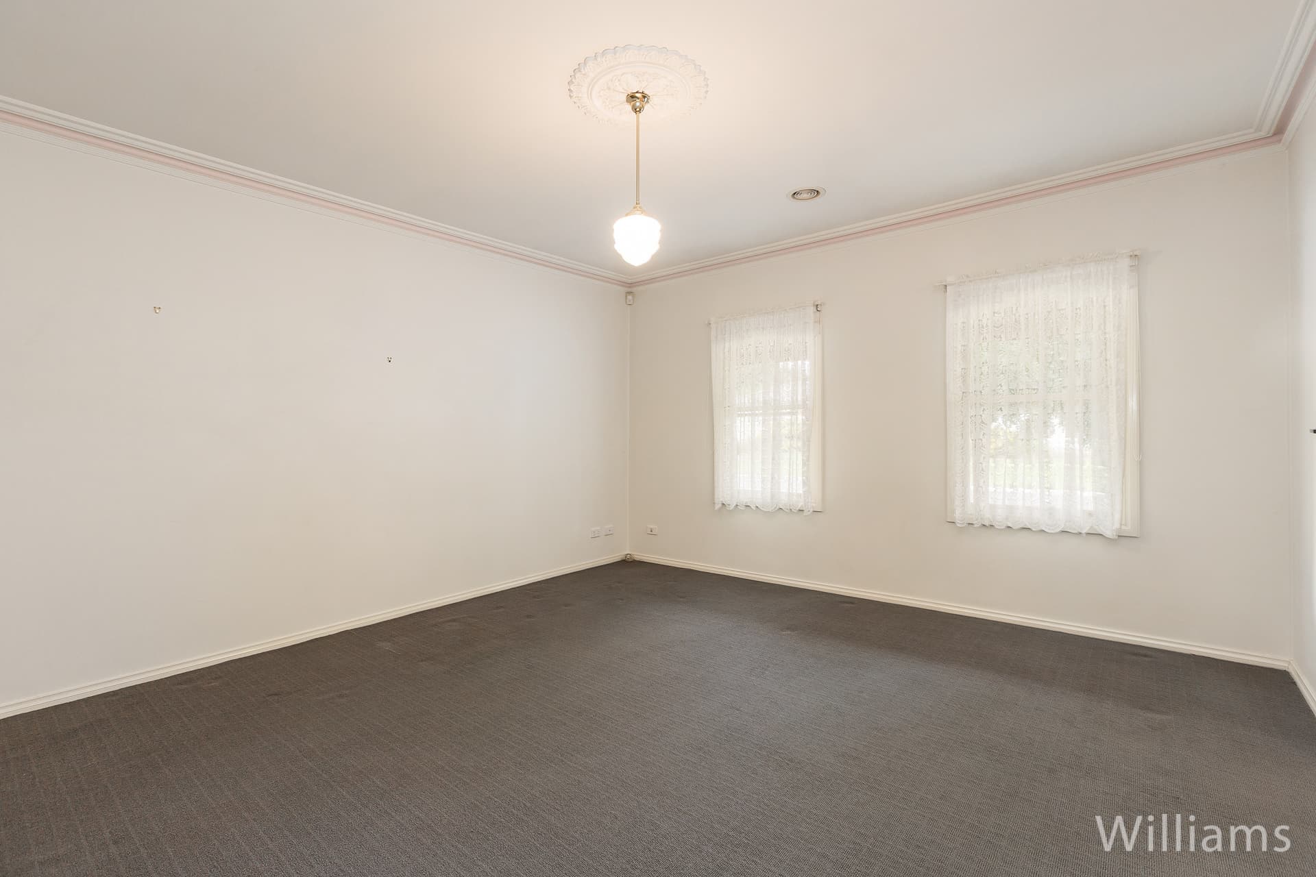 38 Walter Street, Williamstown - Thumbnail 2