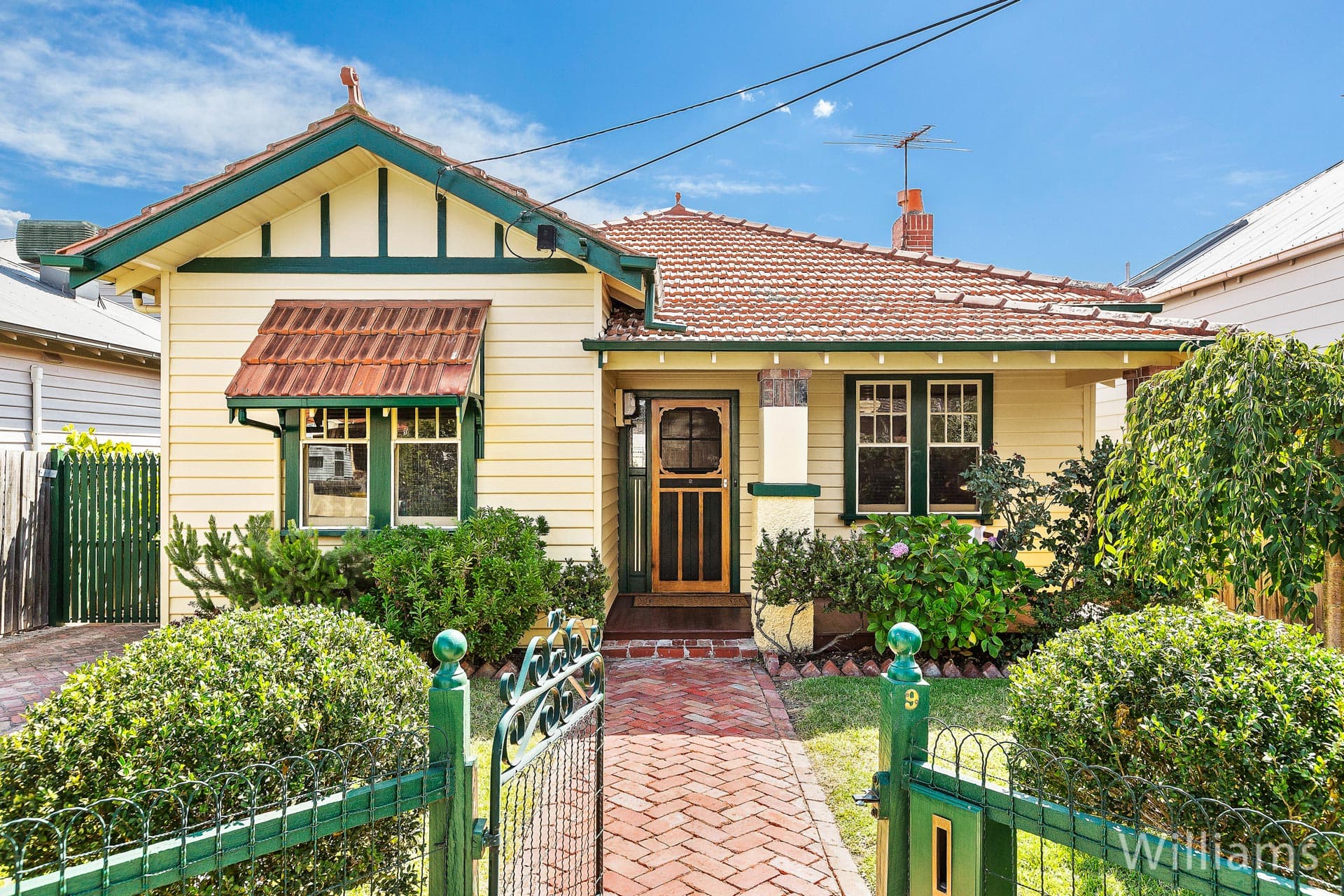 9 Mirls Street, Newport - Image 1