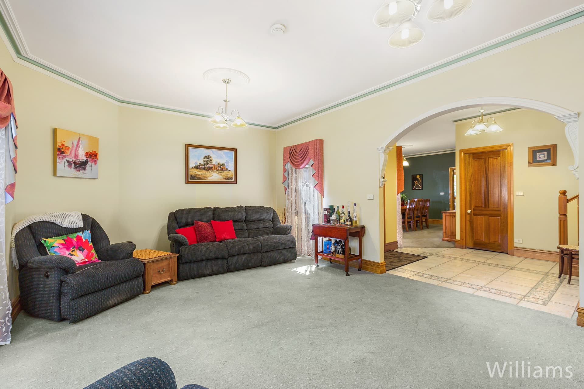 4 West Court, Williamstown - Thumbnail 6