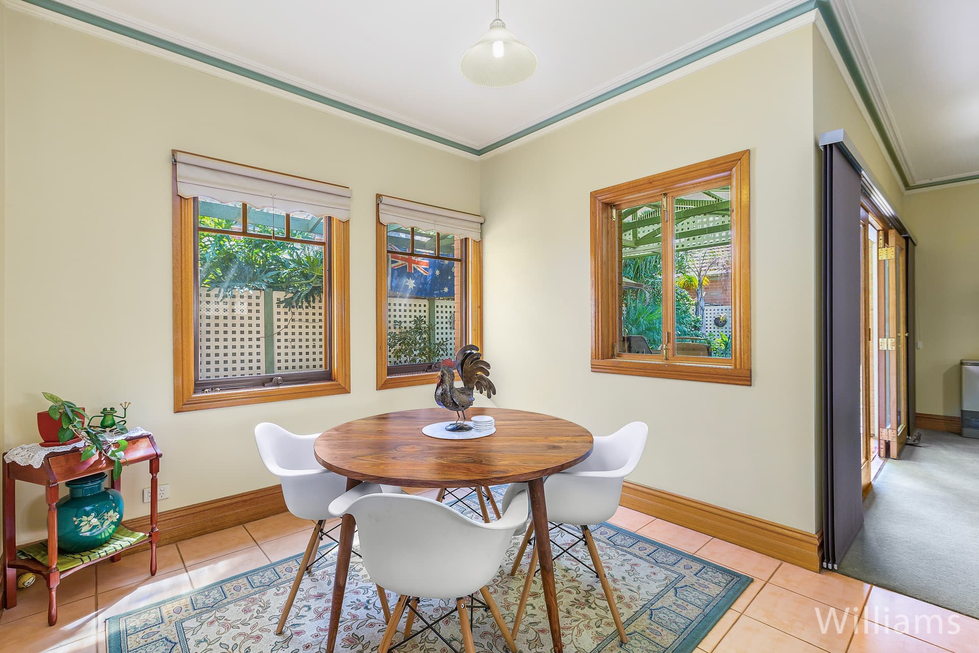4 West Court, Williamstown - Thumbnail 8