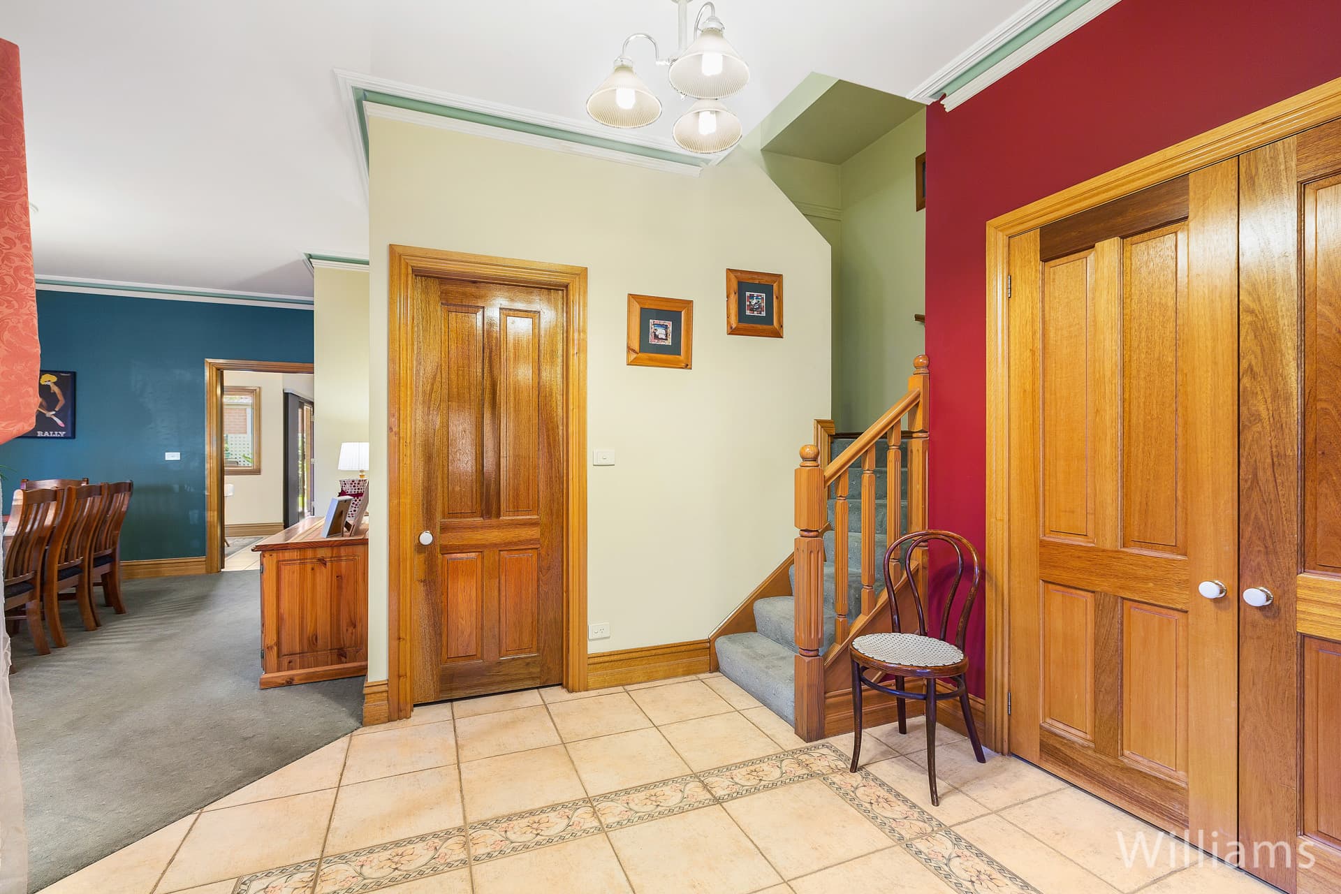 4 West Court, Williamstown - Thumbnail 3