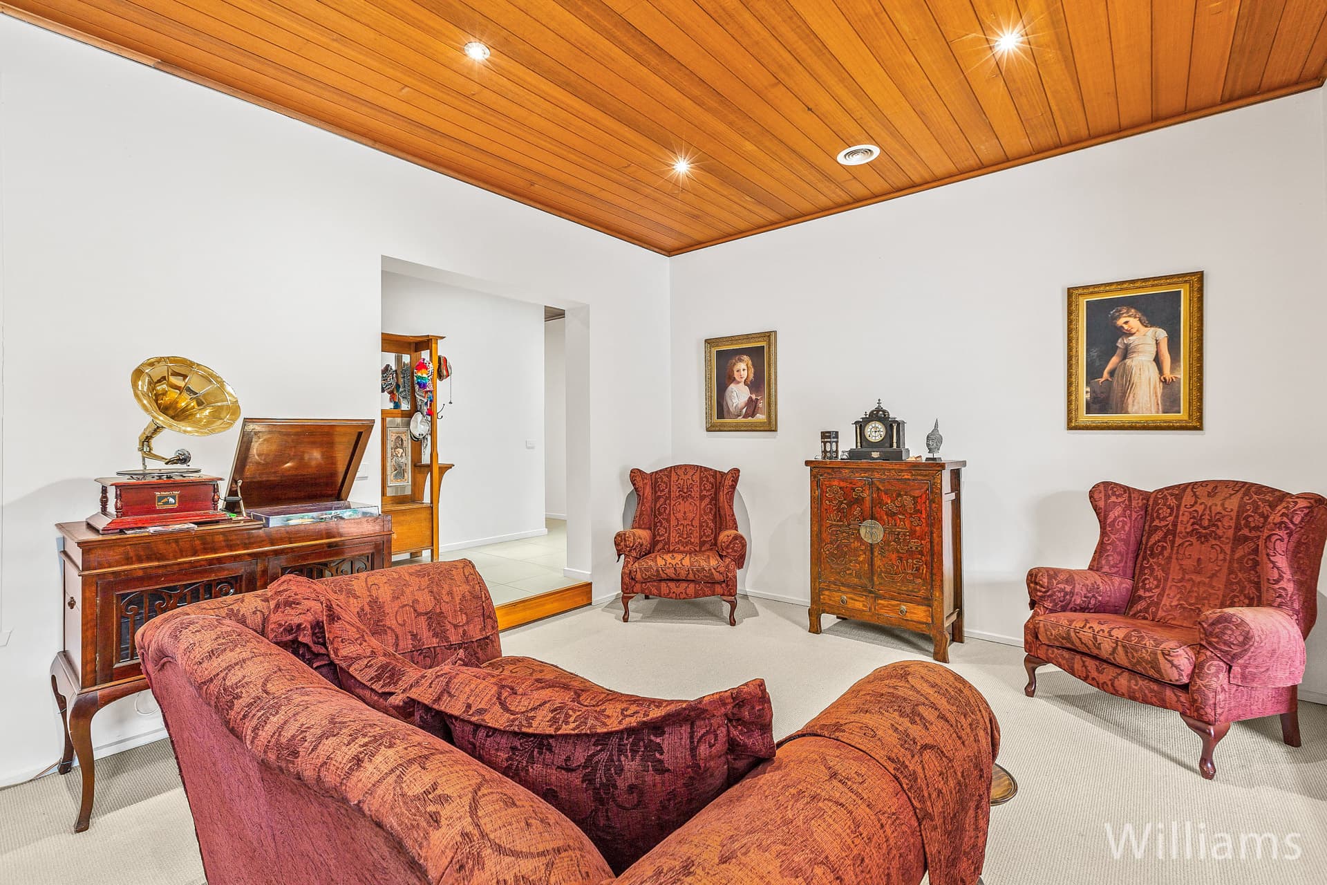 11 Steele Street, Newport - Thumbnail 3