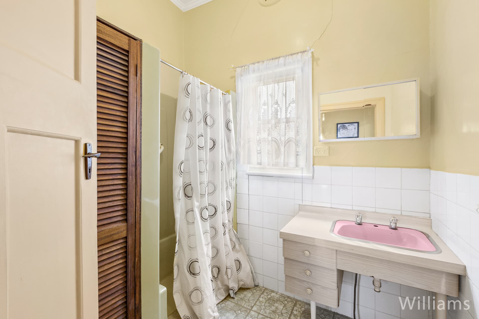 7 Schutt Street, Newport - Thumbnail 7