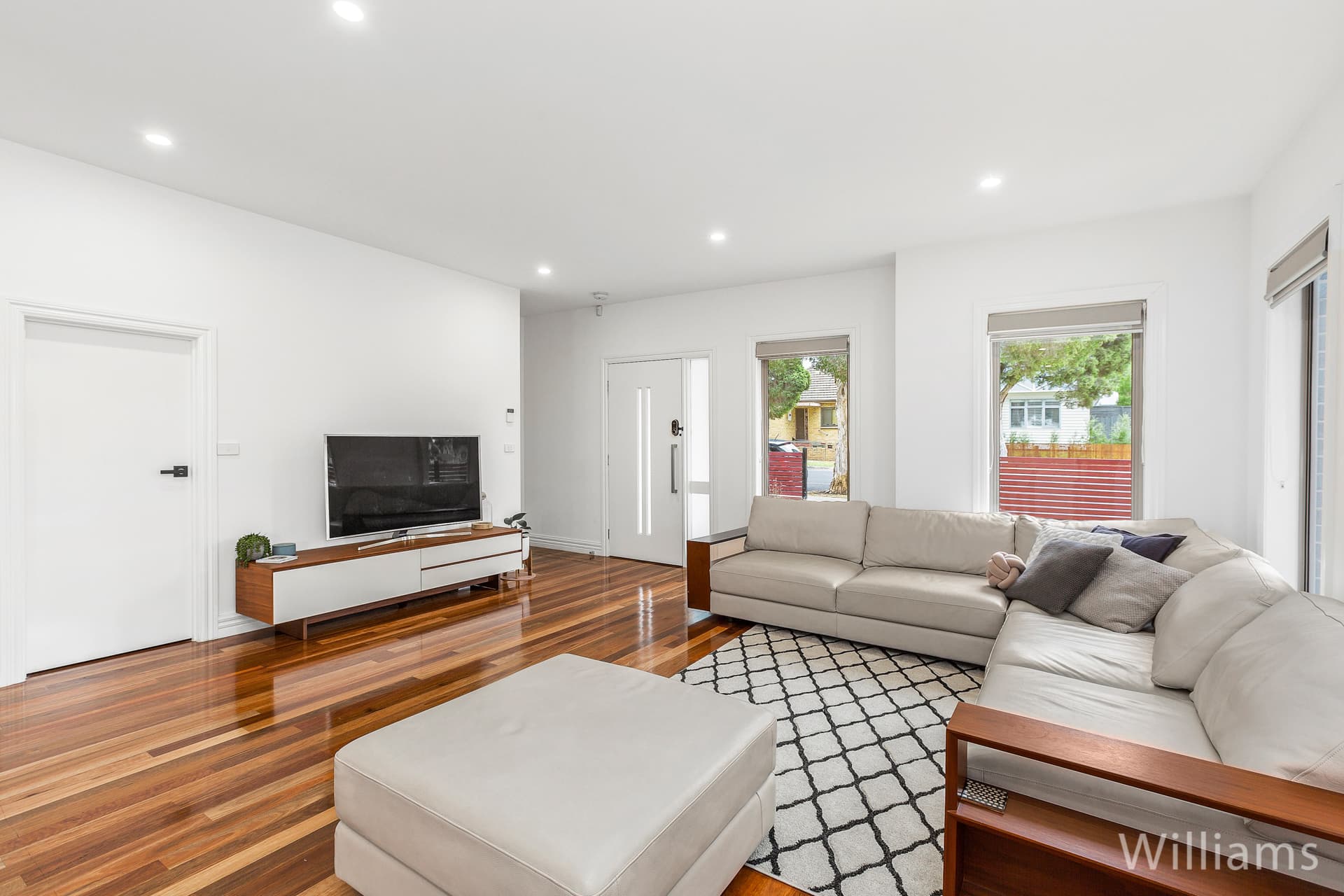 87 Newcastle Street, Newport - Thumbnail 3