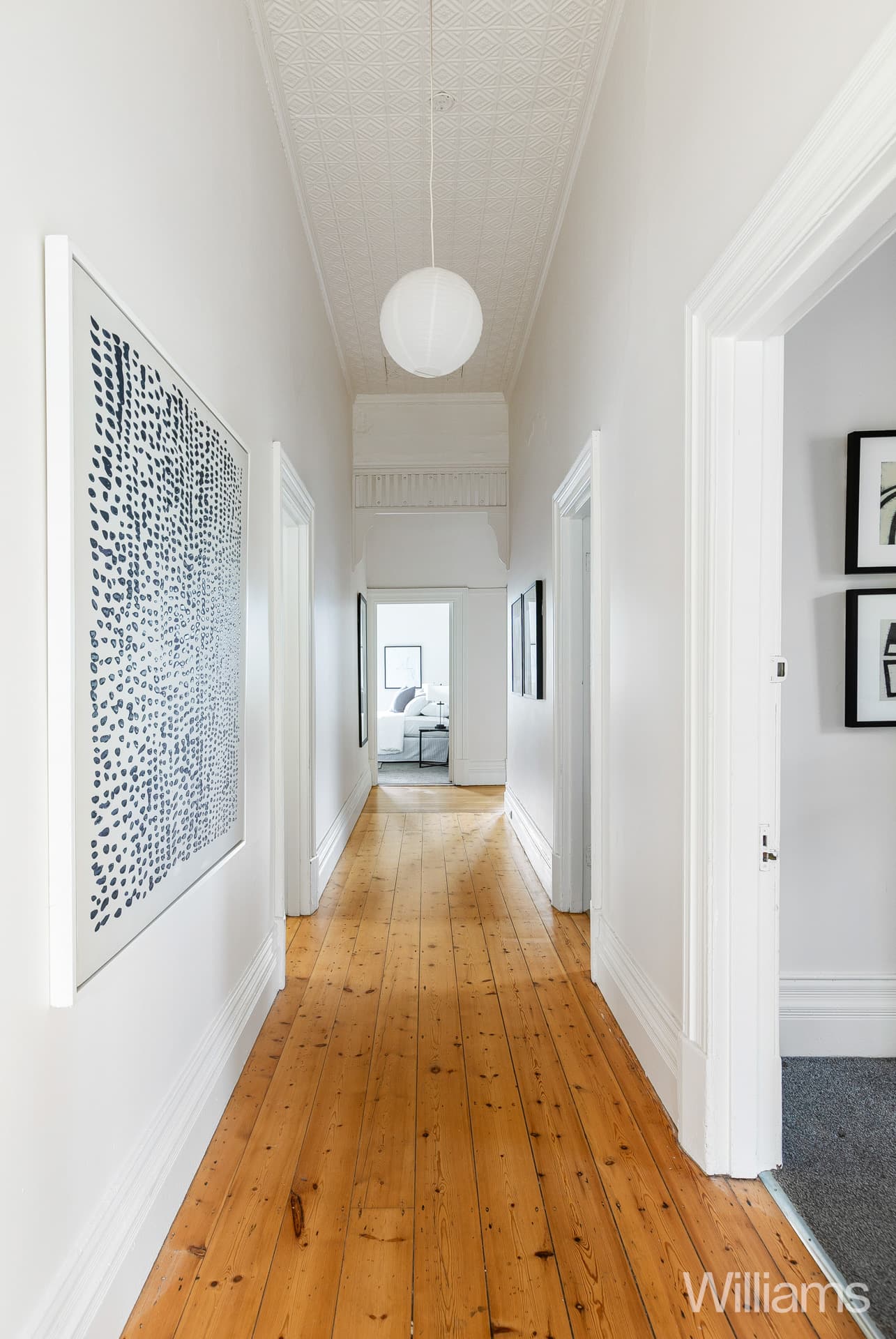 8 Thompson Street, Williamstown - Thumbnail 4