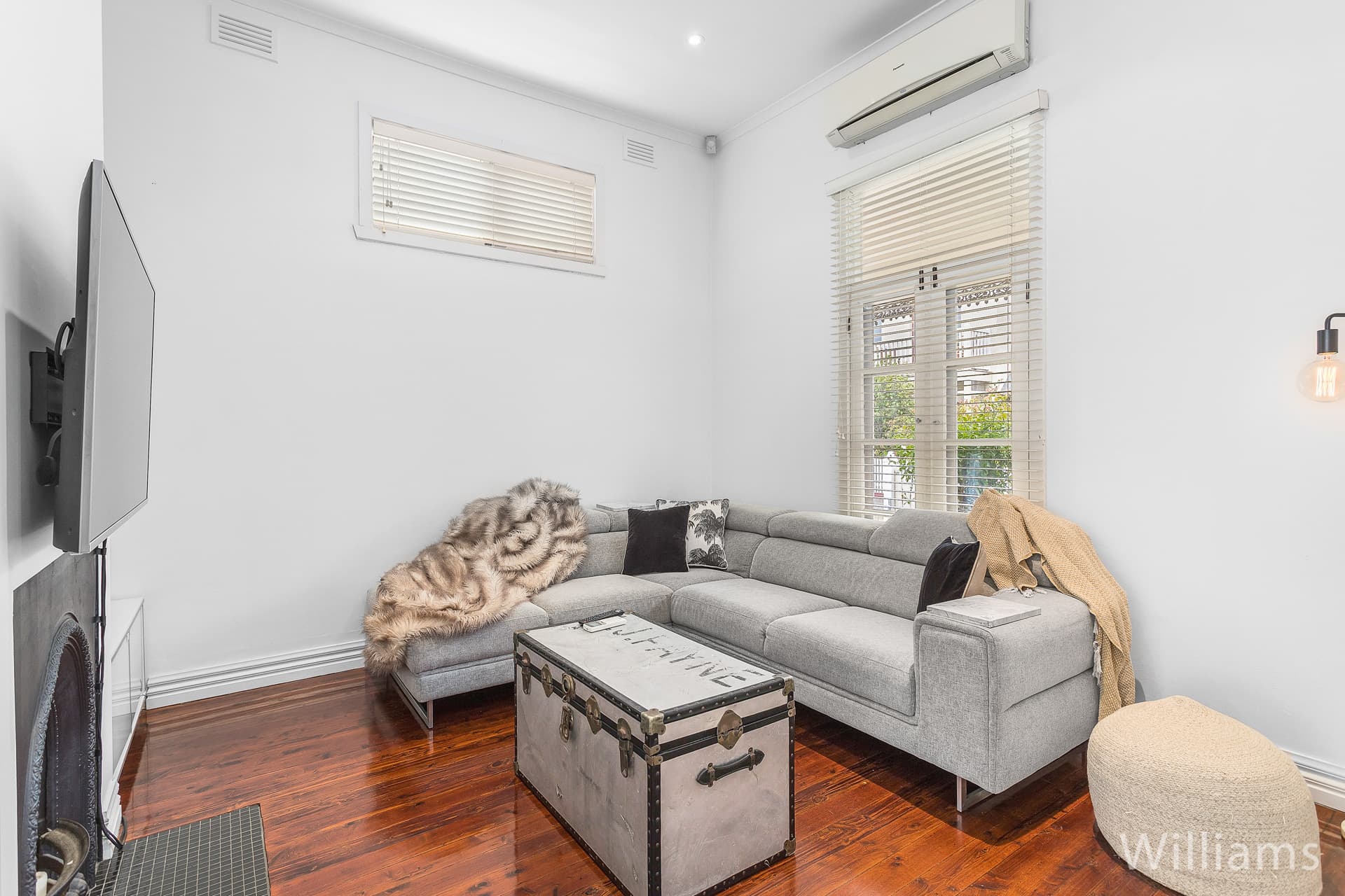 27 Mariner Street, Williamstown - Thumbnail 2