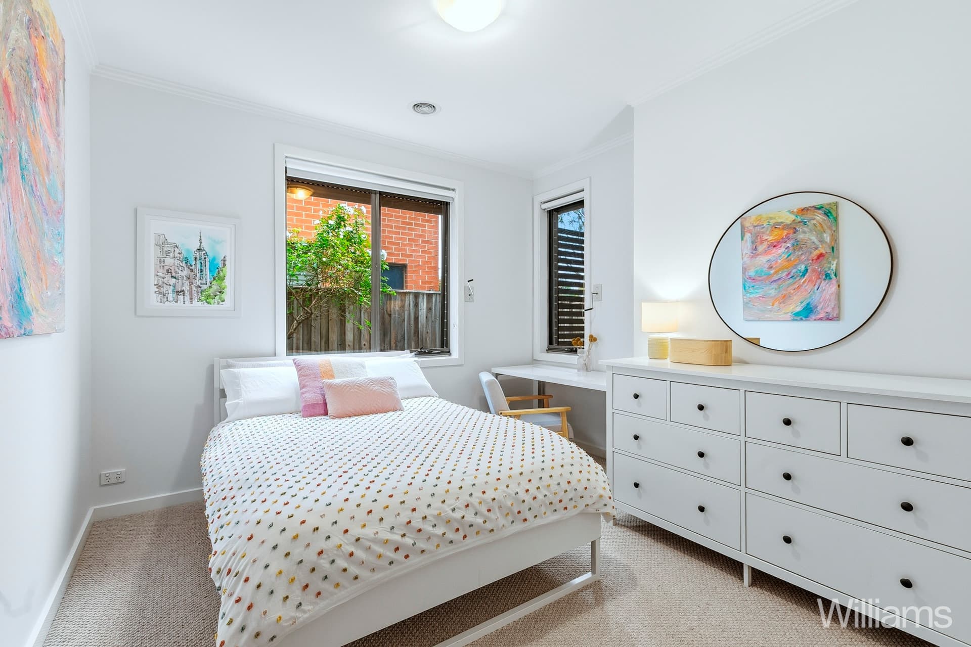 4 Williams Bay Grove, Williamstown - Image 1