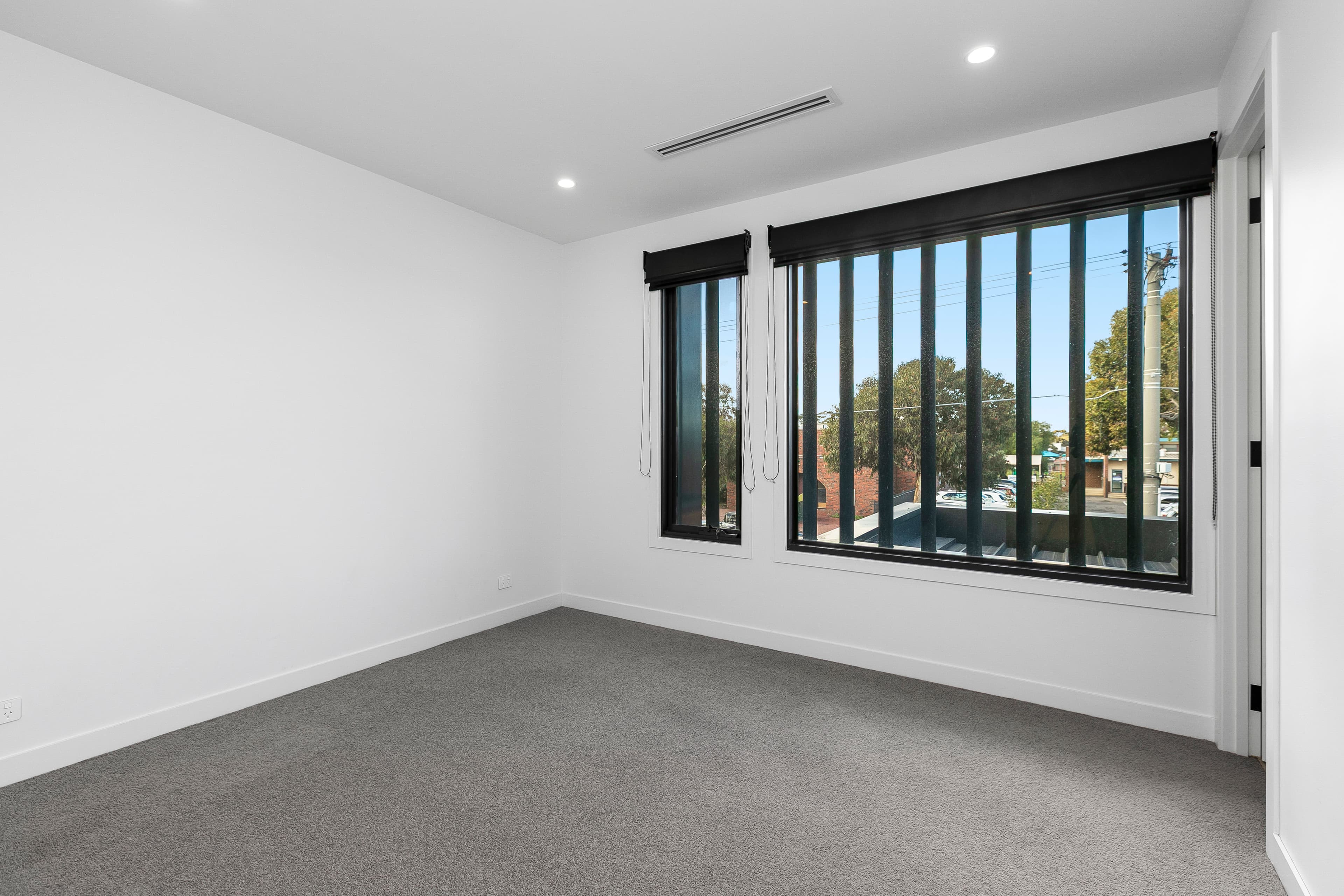 31A Fourth Avenue, Altona North - Thumbnail 3