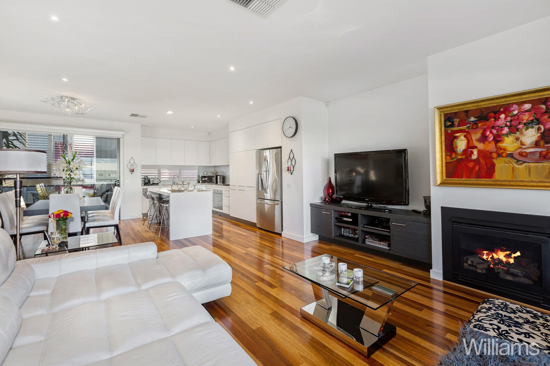 6 Lakeview Avenue, WILLIAMSTOWN VIC, Williamstown - Thumbnail 4