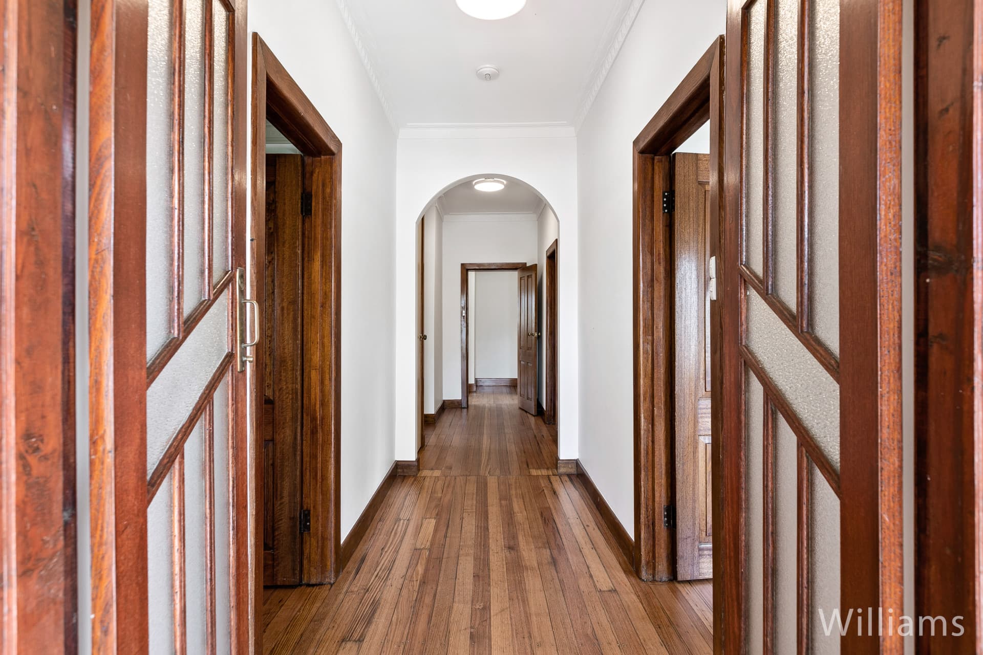 9 Graham Street, Newport - Thumbnail 2