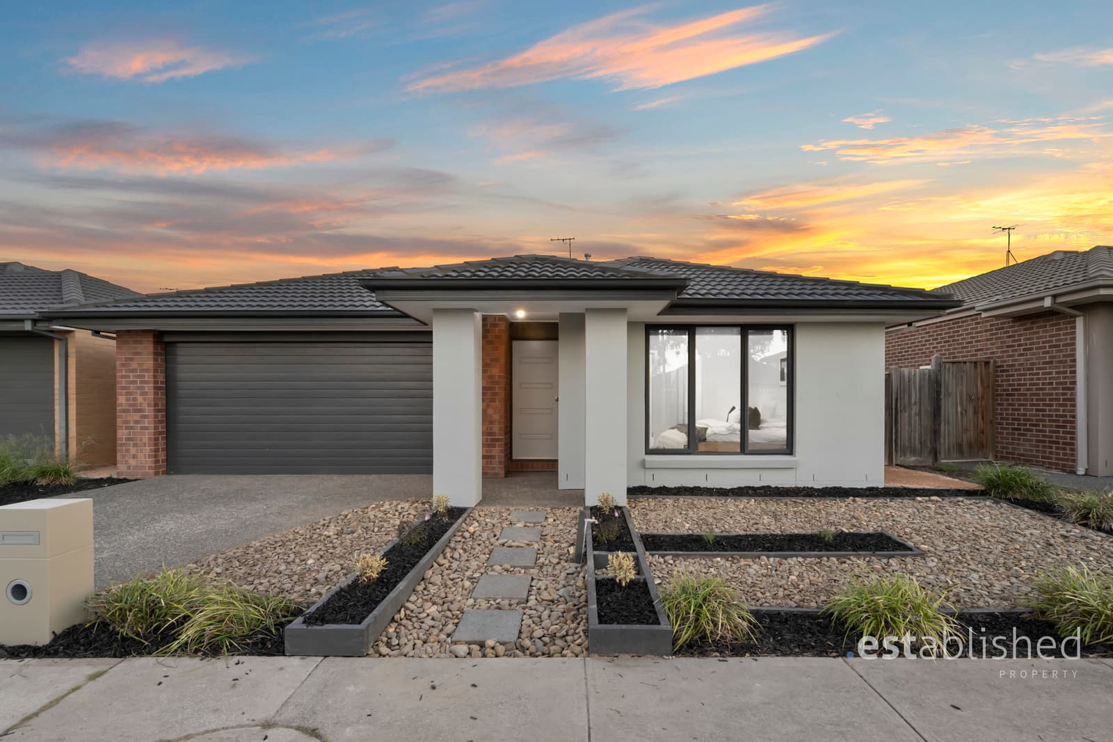 89 Grassbird POINT COOK 3030, 89 Grassbird Point Cook - Image 1