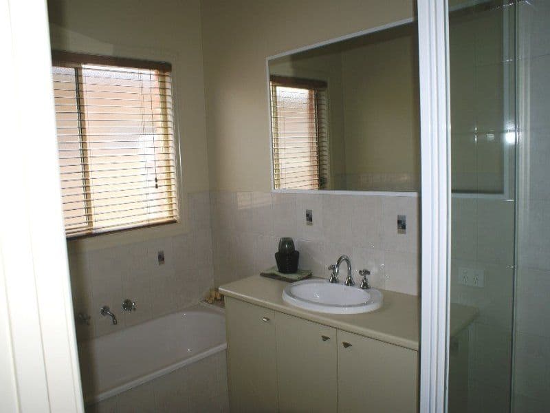 24 Belle Gardens, MILDURA VIC 3500, Mildura - Thumbnail 3