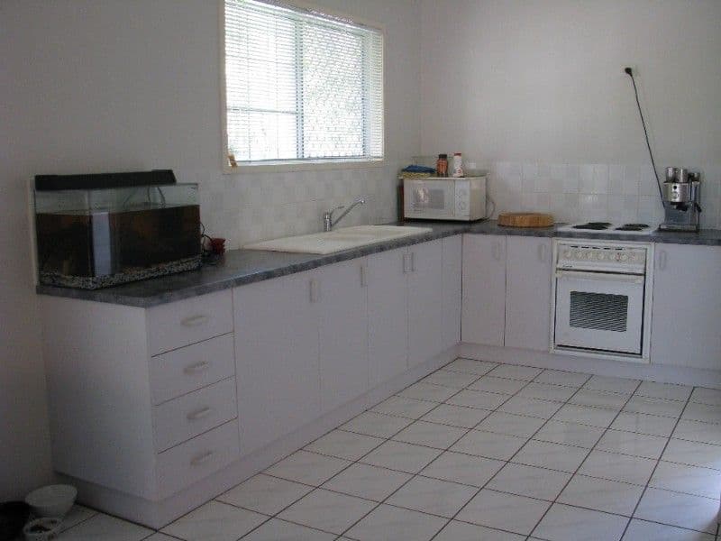 MANOORA QLD 4870, Manoora - Thumbnail 3