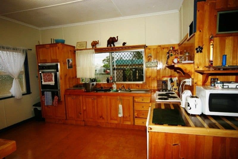 8 Etty Street, DALBY QLD 4405, Dalby - Thumbnail 2