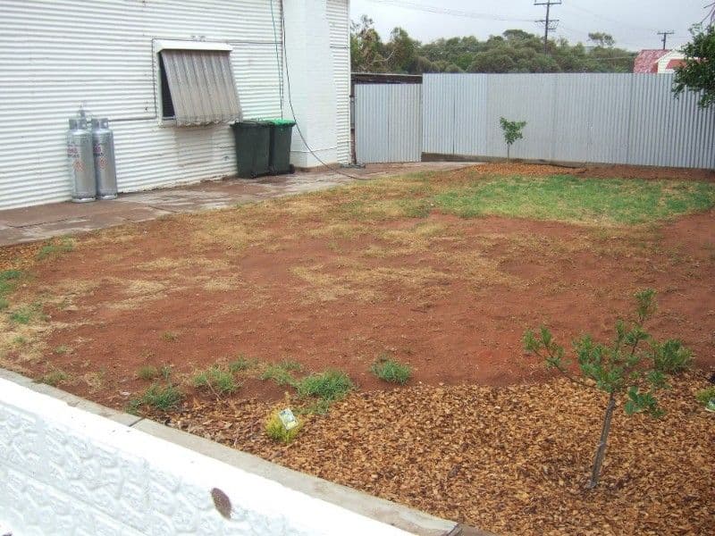 300 Piper Street, BROKEN HILL NSW 2880, Broken Hill - Thumbnail 2
