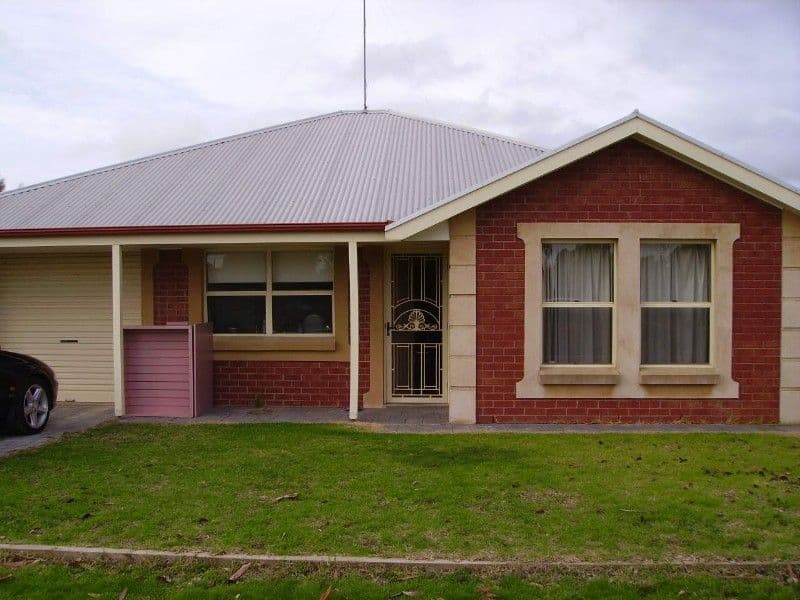 4 Globe Street, NARACOORTE SA 5271, Naracoorte - Image 1