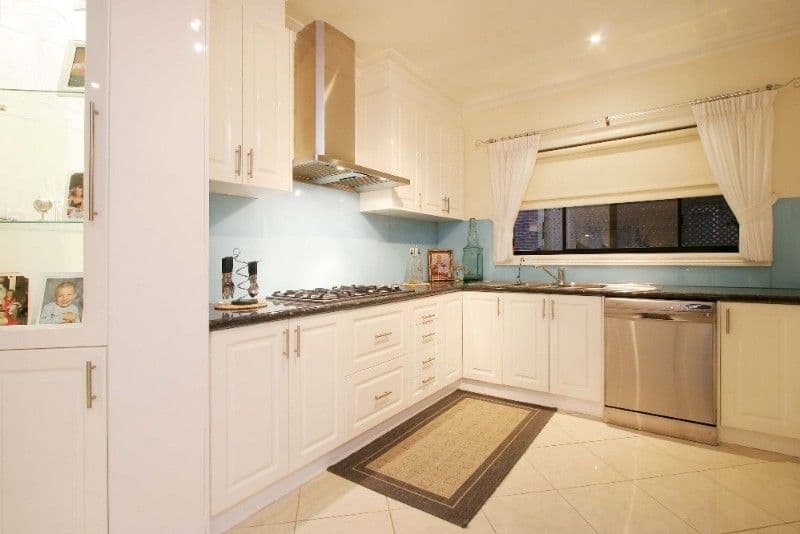 41 University Drive, MILL PARK VIC 3082, Mill Park - Thumbnail 4