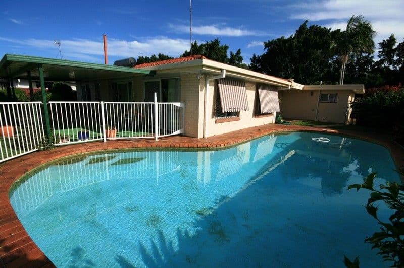 18 Cypress Drive, BROADBEACH WATERS QLD 4218, Broadbeach Waters - Thumbnail 3